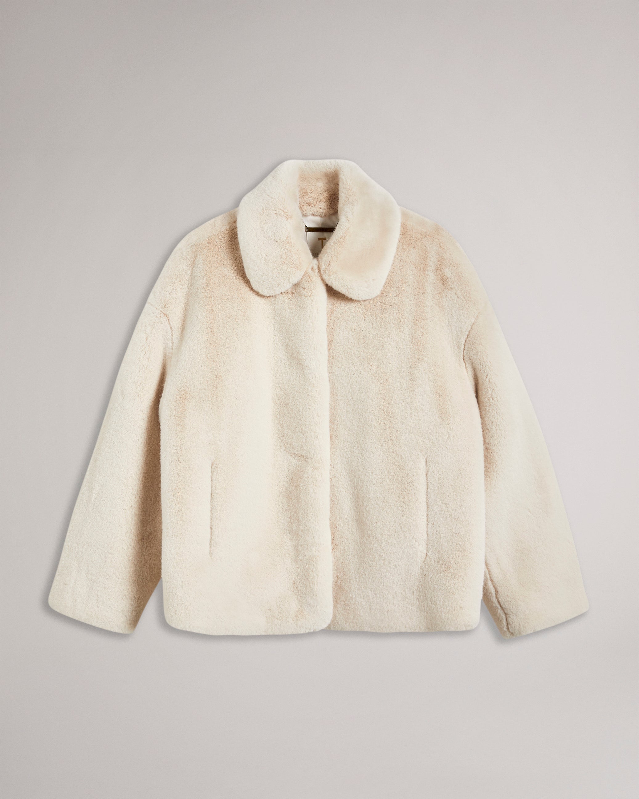 Liliam Short Faux Fur Coat With Rounded Collar Ivory