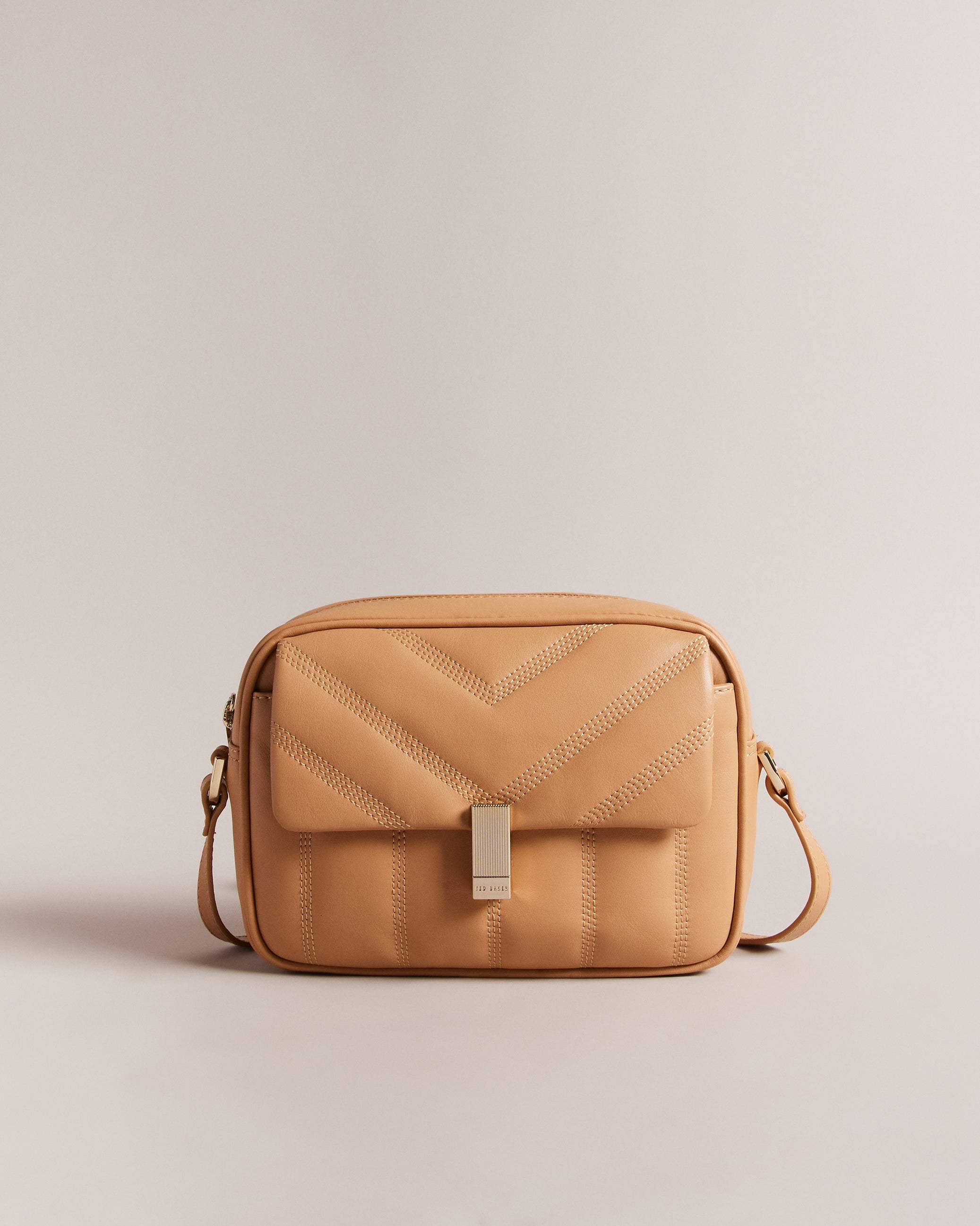 Camel leather 2024 crossbody bag