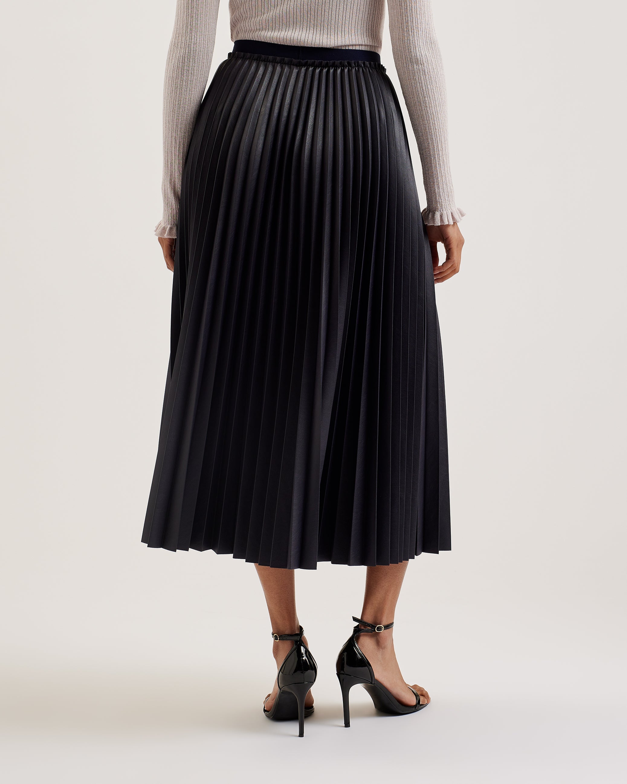 Liydah Faux Leather Pleated Skirt Navy