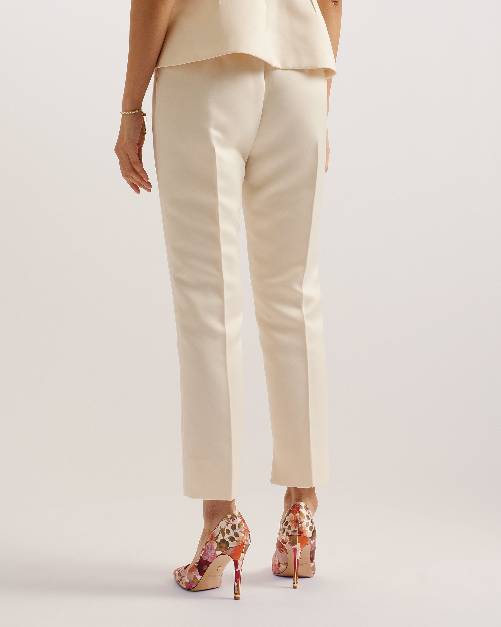 Akenit Slim Leg Tailored Trouser Nude