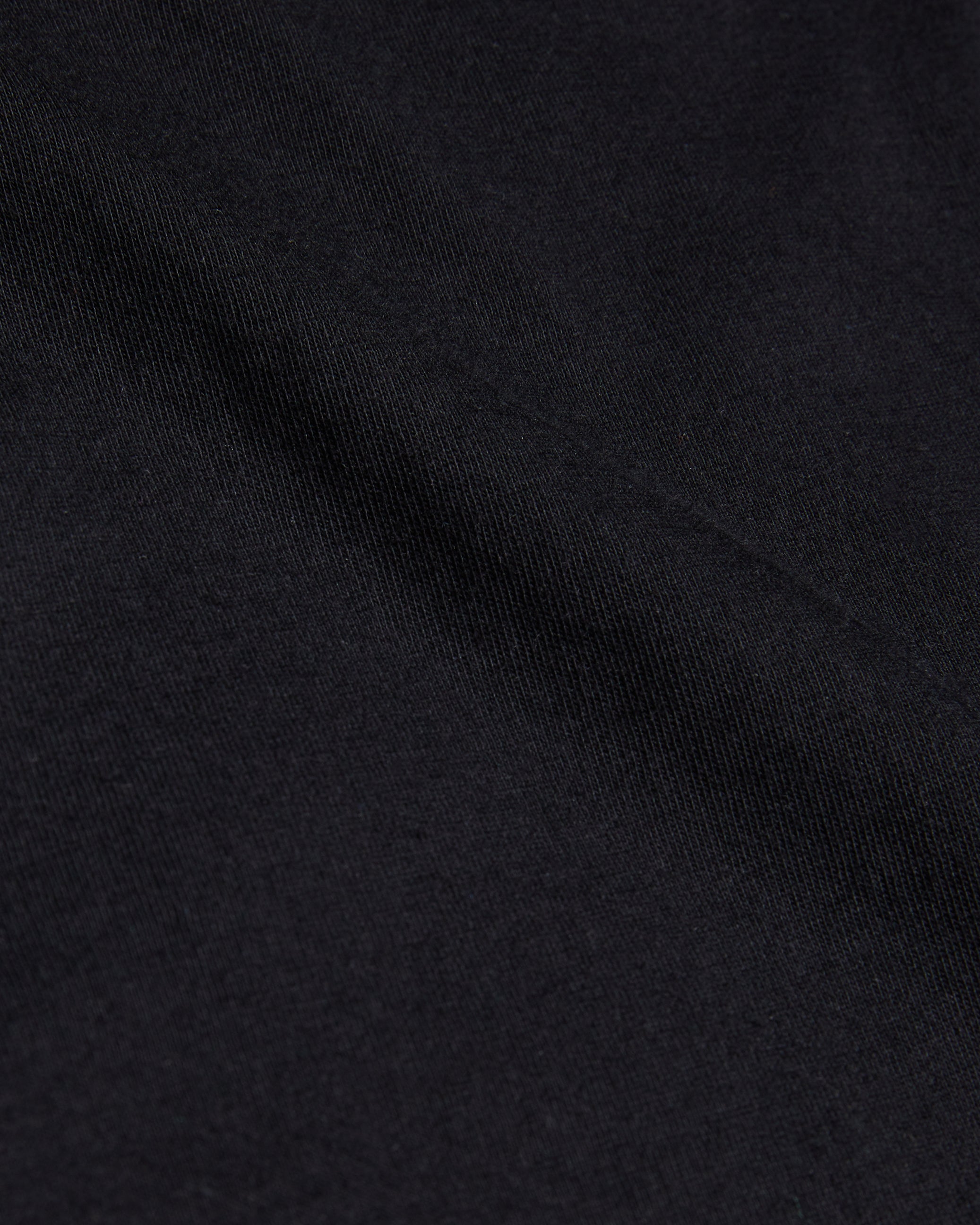رانبر تيشيرت بأكمام قصيرة وطبعة شعار الماركة باللون الأسود