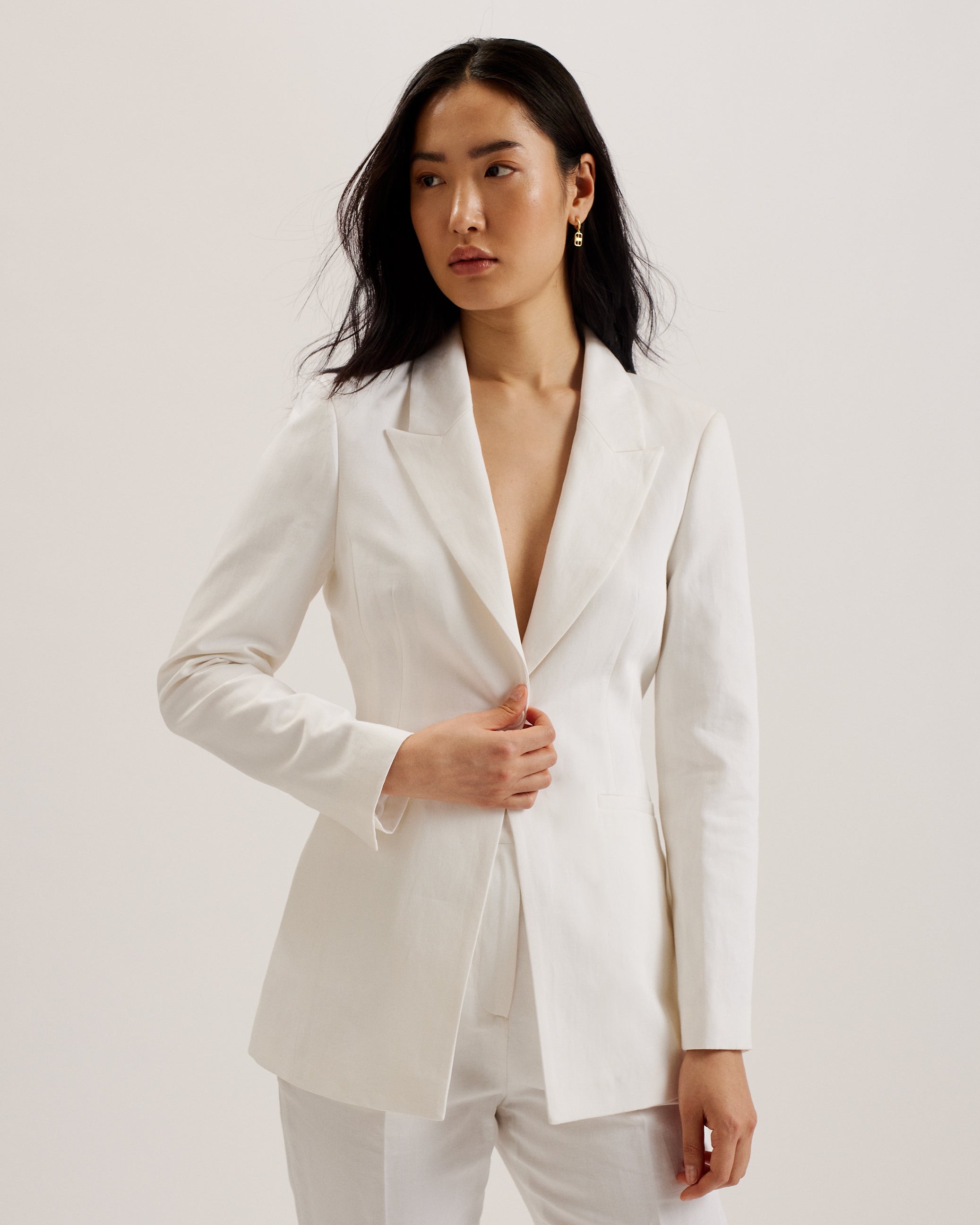 Musub Tailored Jacket With Faux Pockets White