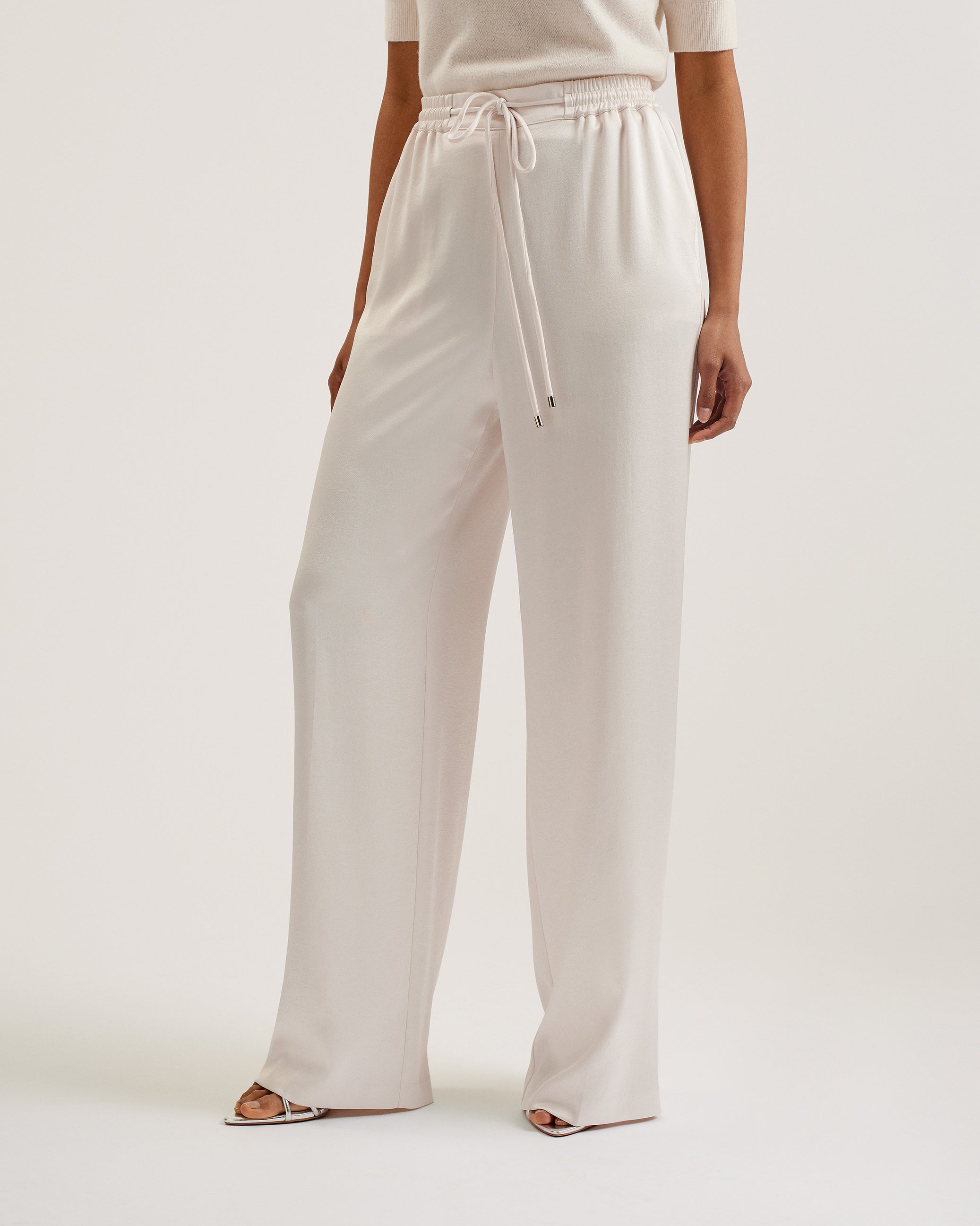 Umaibo Satin Wide Leg Jogger Ivory