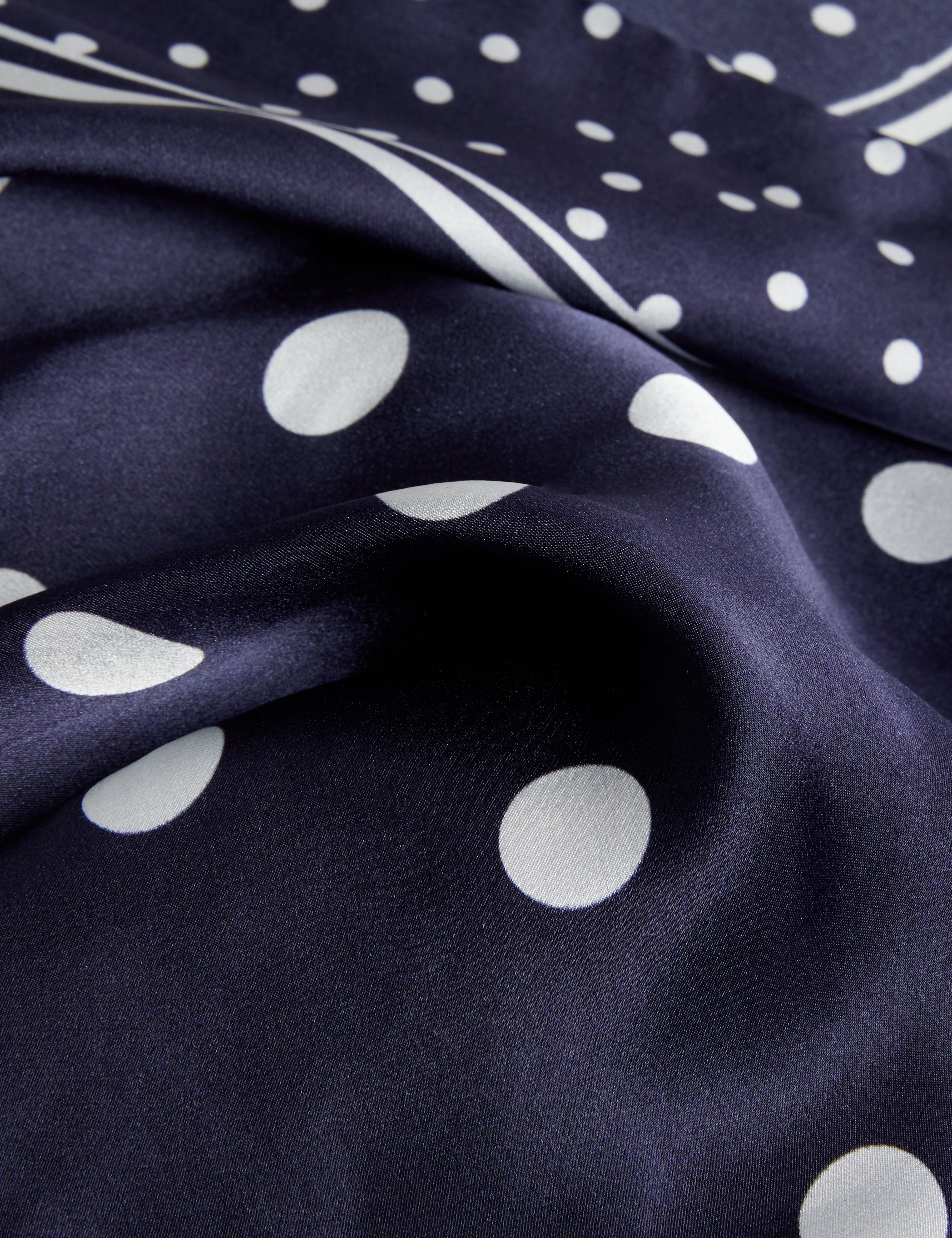Gills Polka Dot Long Scarf Navy