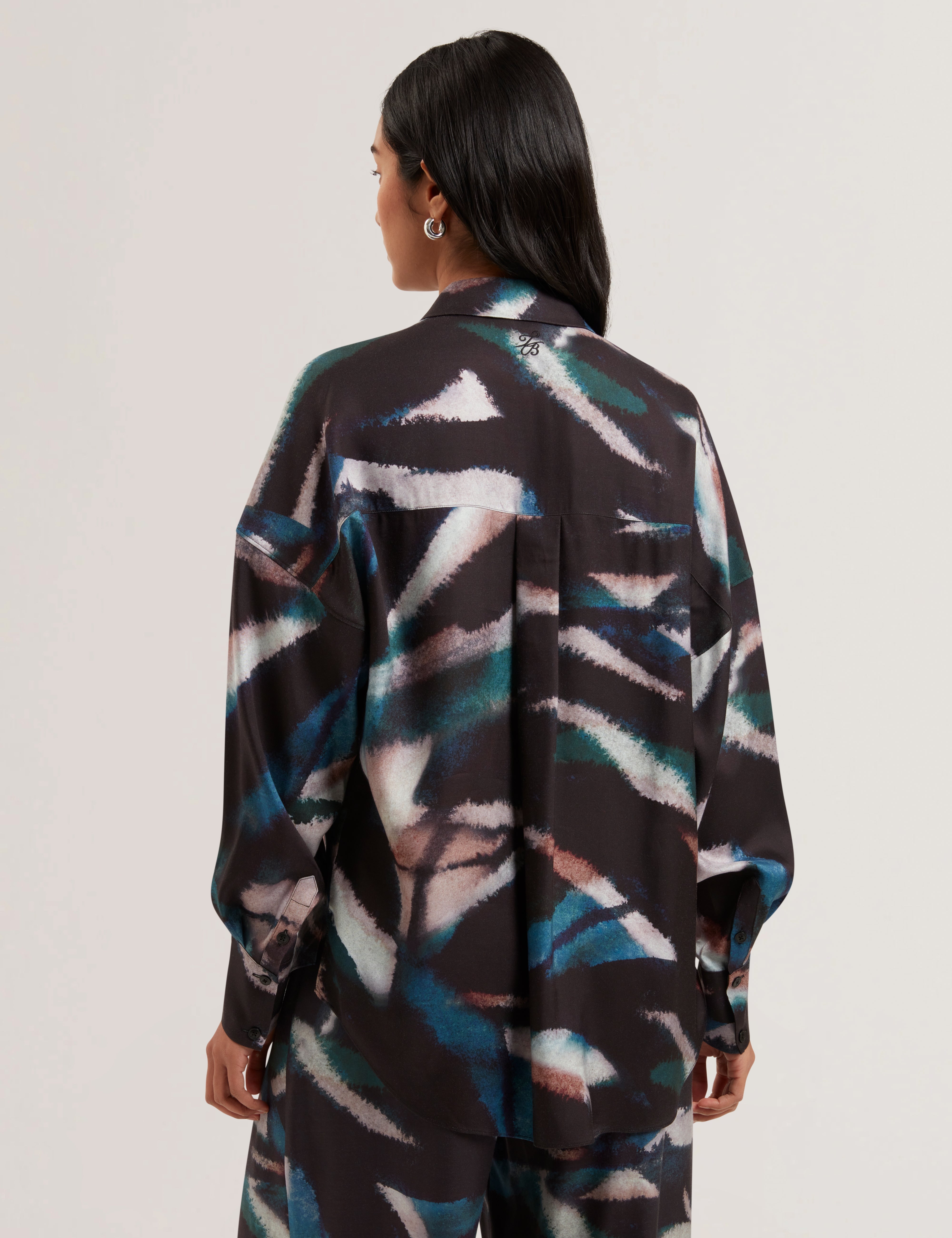 Tropiza Printed Oversized Boyfriend Shirt Black