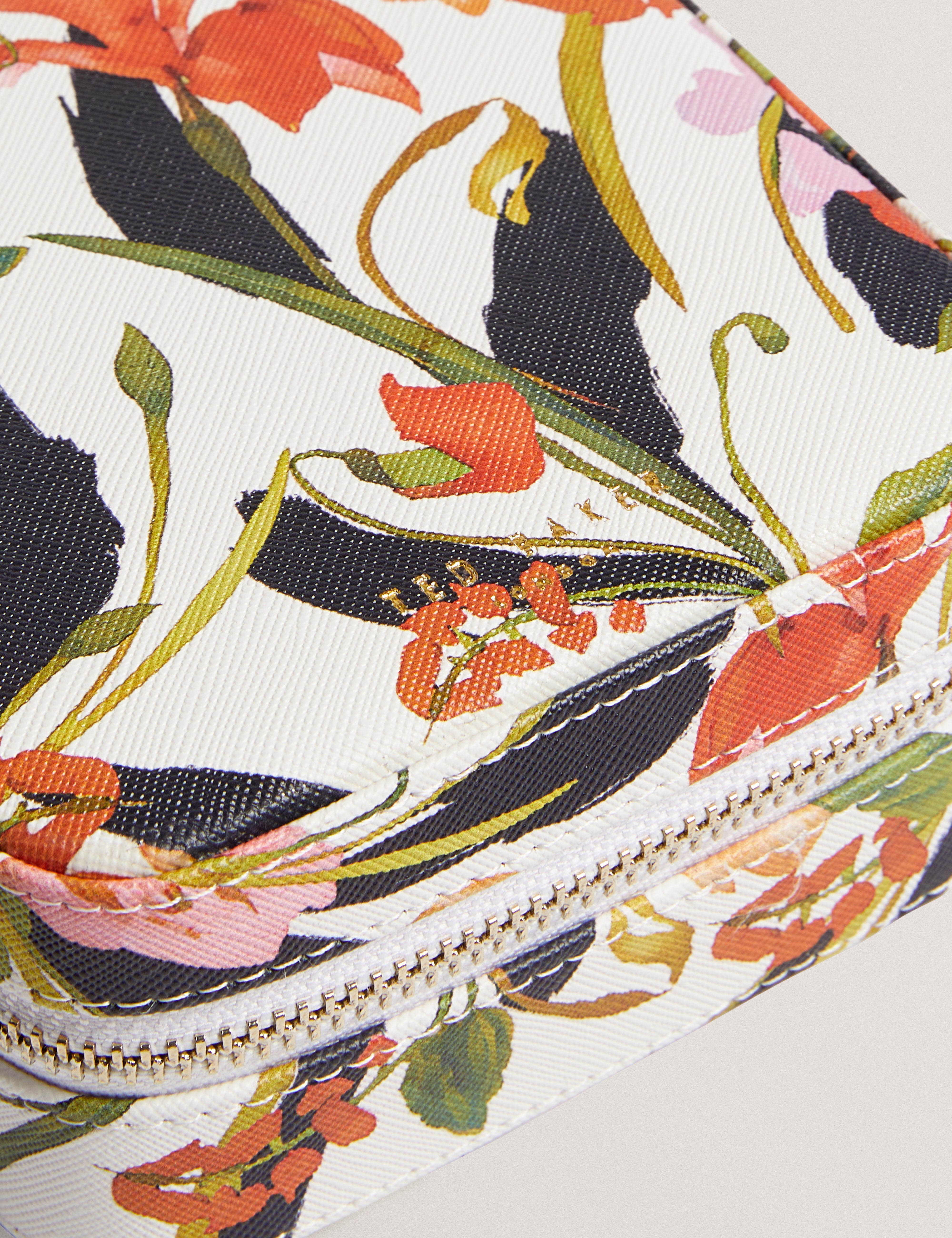 Edwi Printed Floral Medium Jewellery Case Nat-White