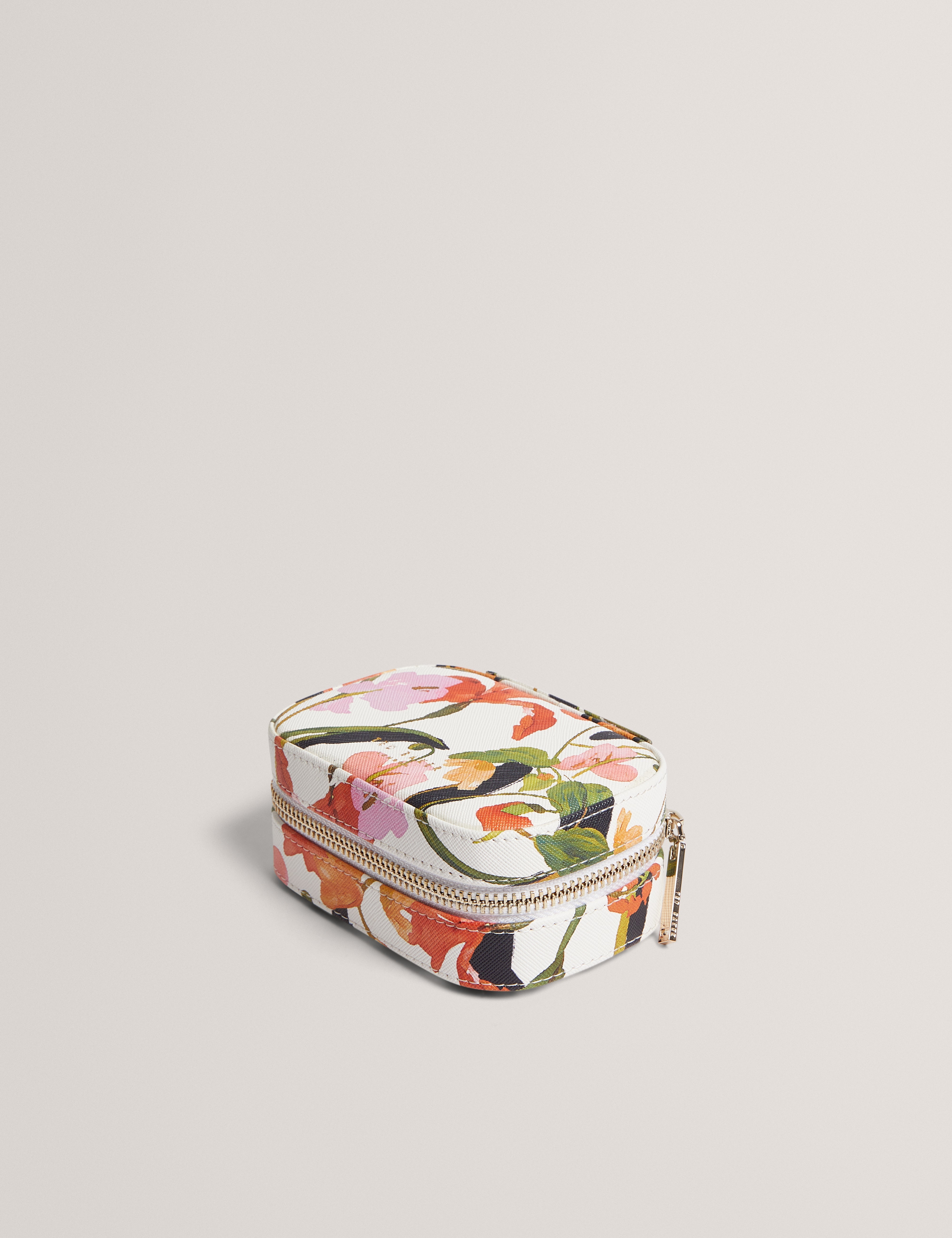 Wendas Printed Floral Small Jewellery Case Nat-White