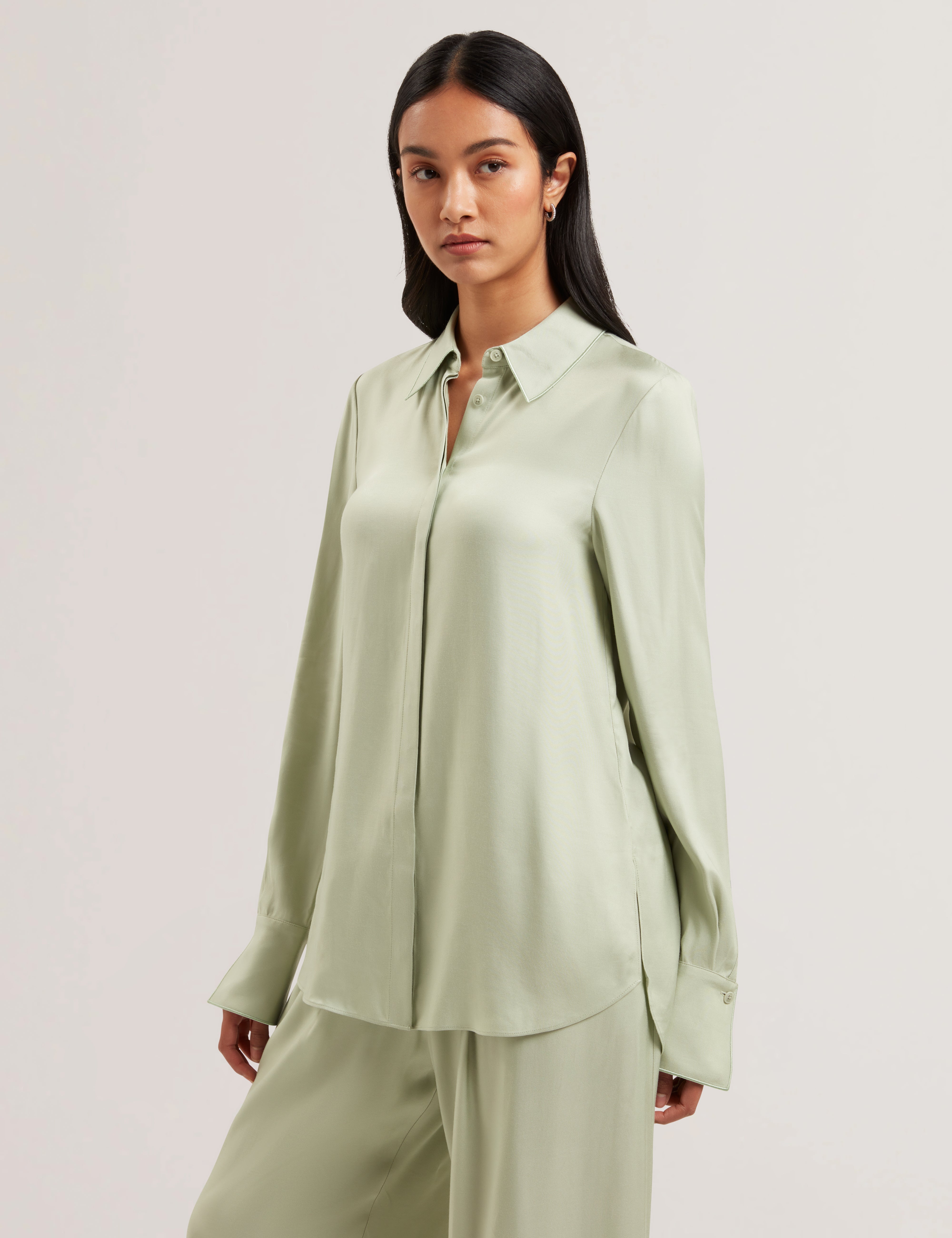 Kaytt Longline Twill Shirt Lt-Green