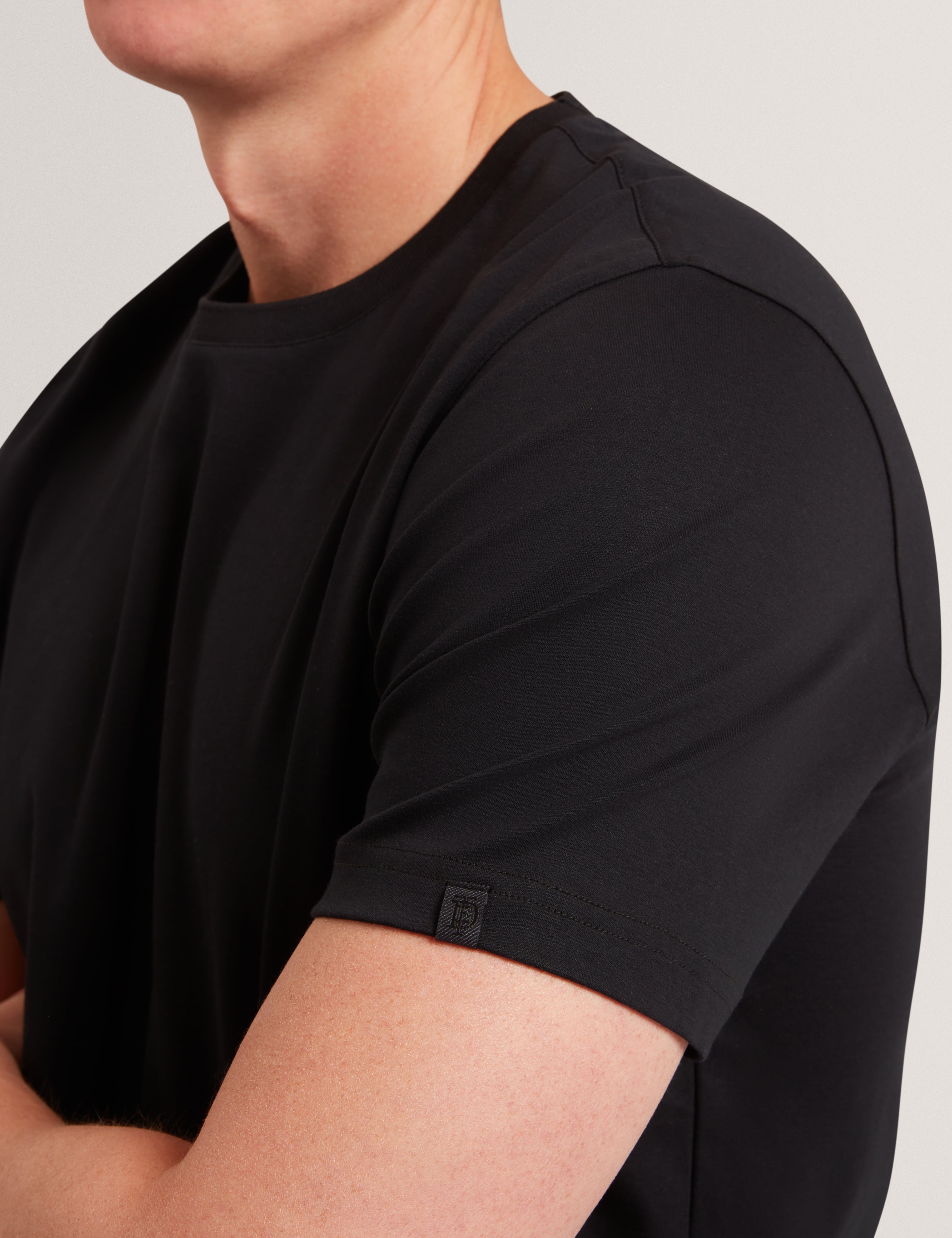 Konrrad Short Sleeve Regular Soft Touch T-Shirt Black