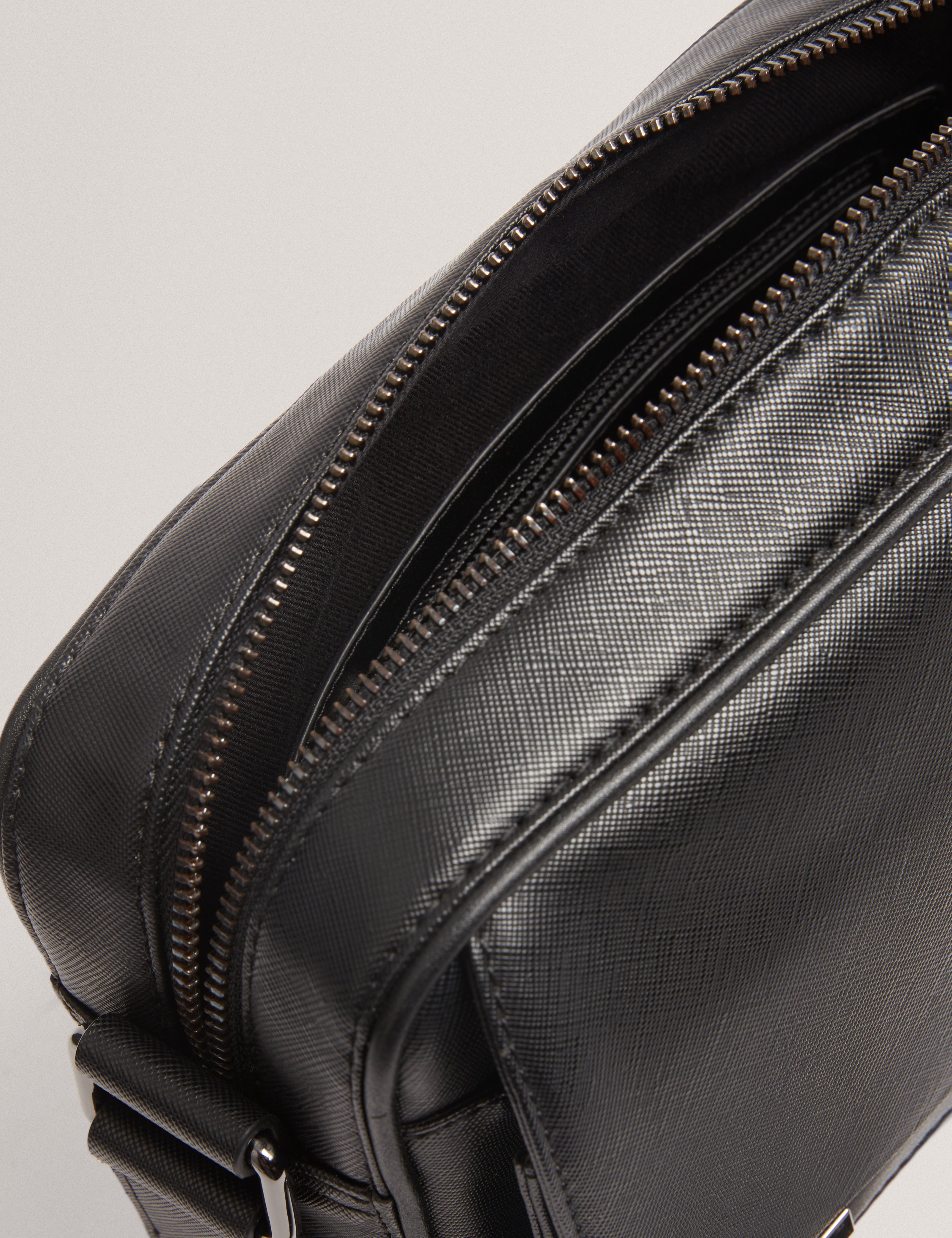 سامبسون حقيبة سوداء بحزام كتف قابل للتعديل