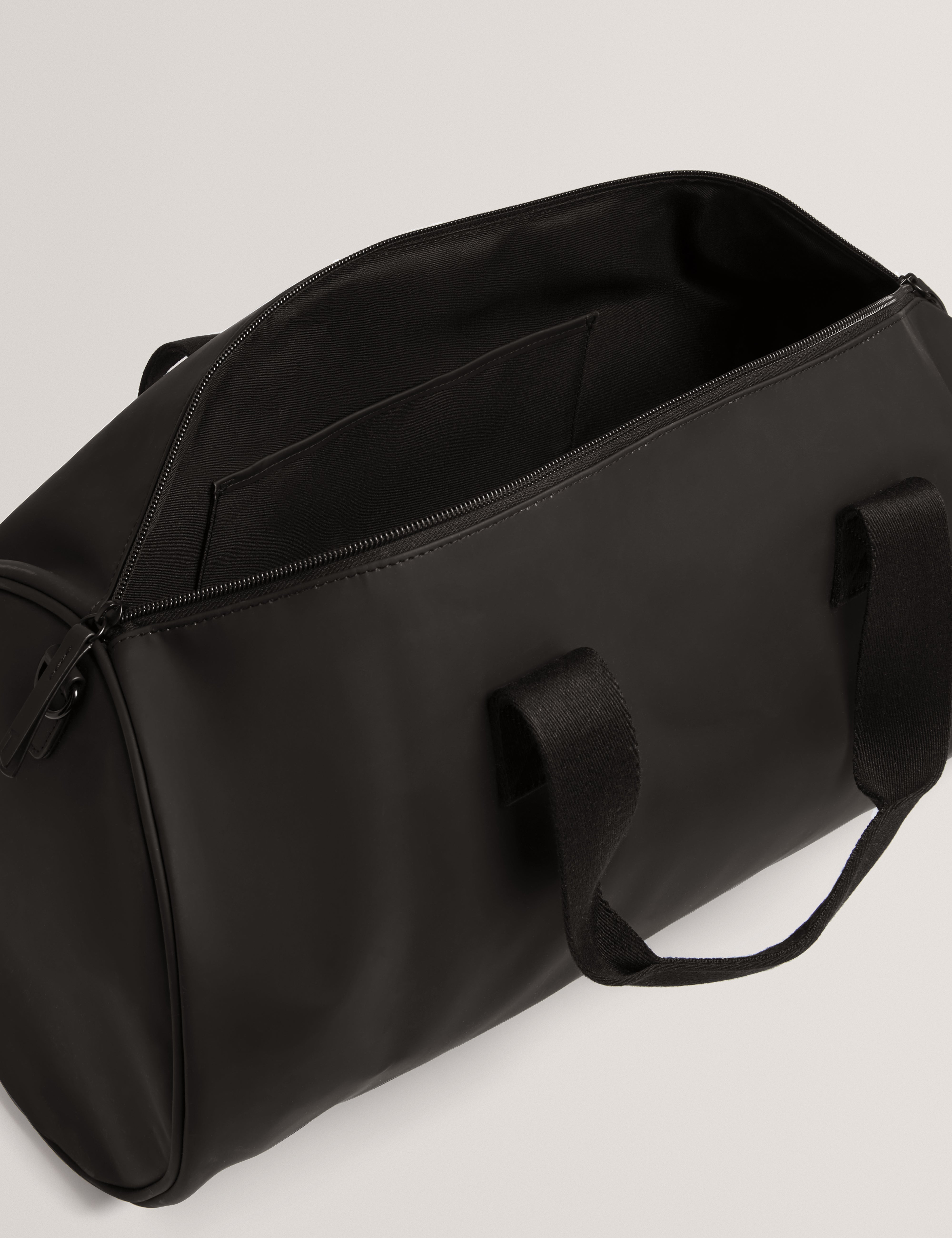 Ryland Rubberised Pu Holdall Black