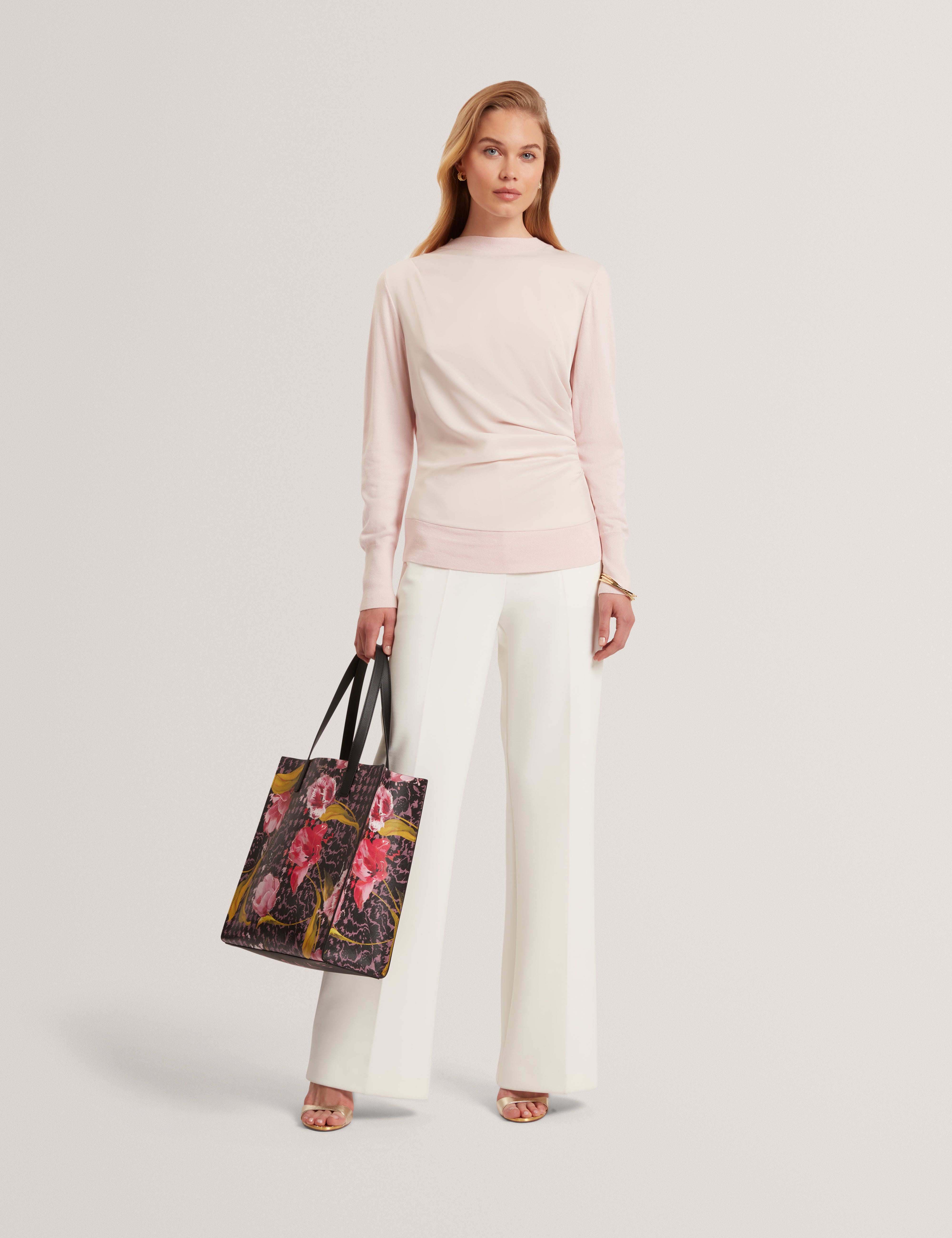 ليزلي كنزة محبوكة بأكمام طويلة لون وردي