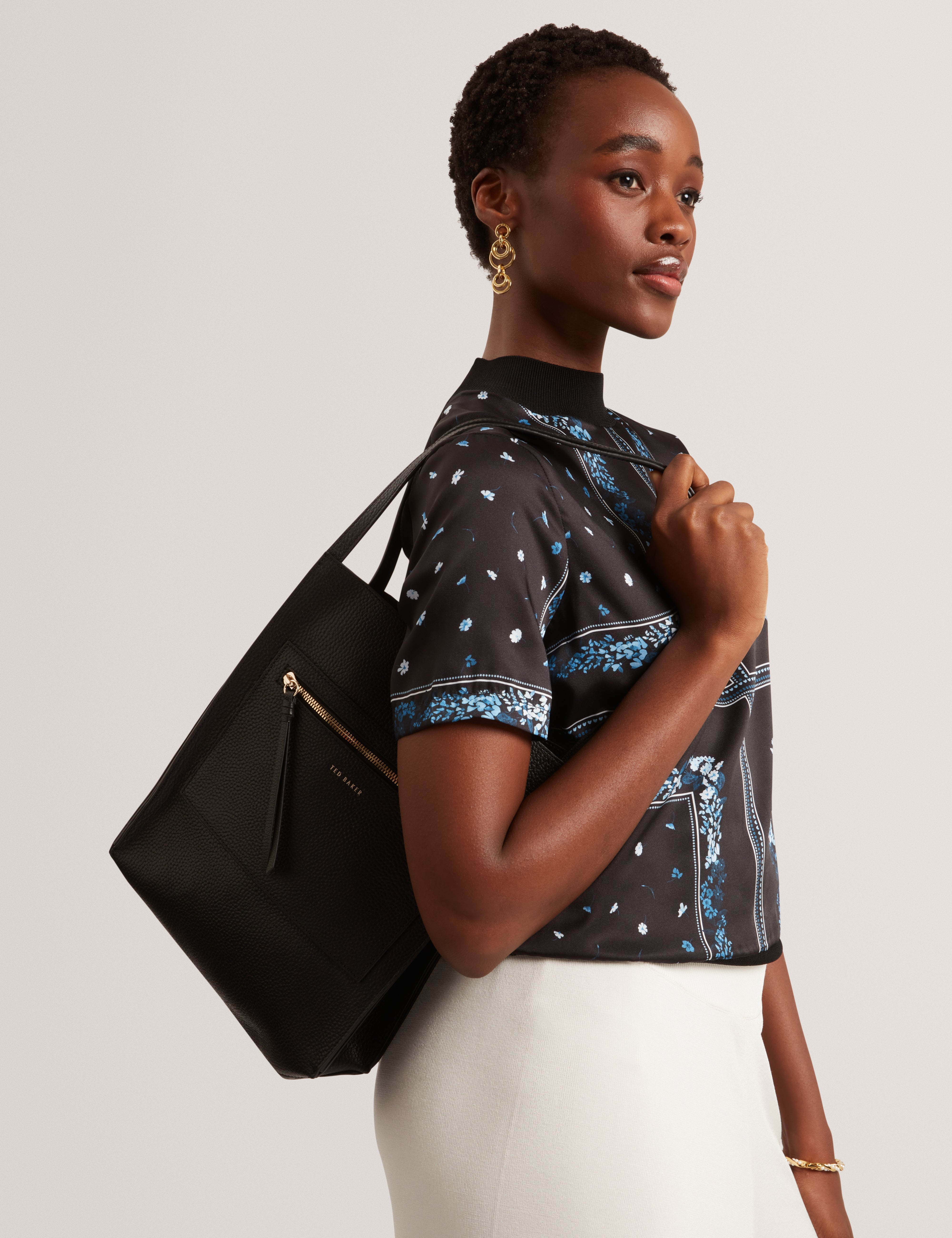 Shop Taala Soft Slouch Small Leather Tote Bag Black for Women