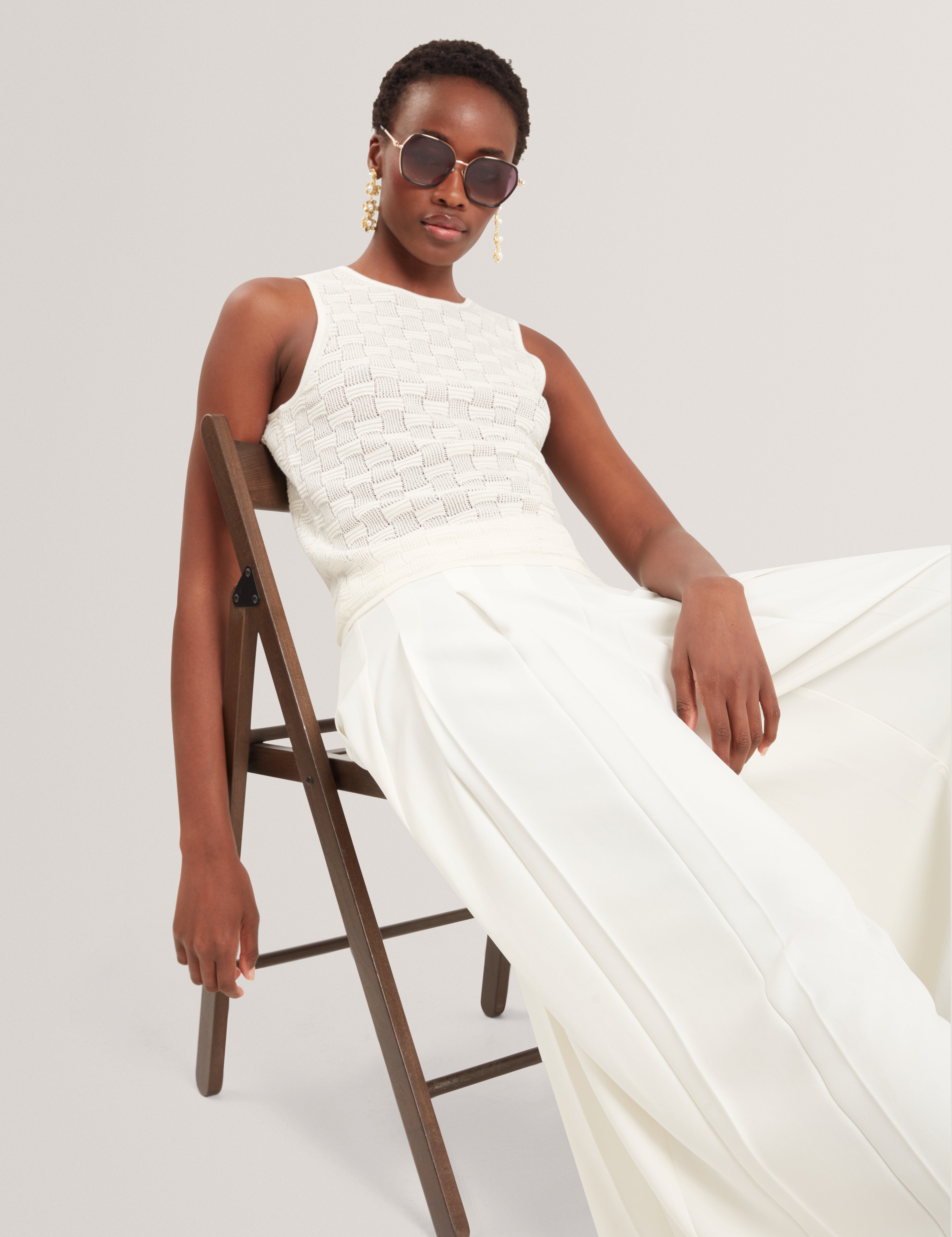 Yuna Touch Of Silk Knitted Sleeveless Top White