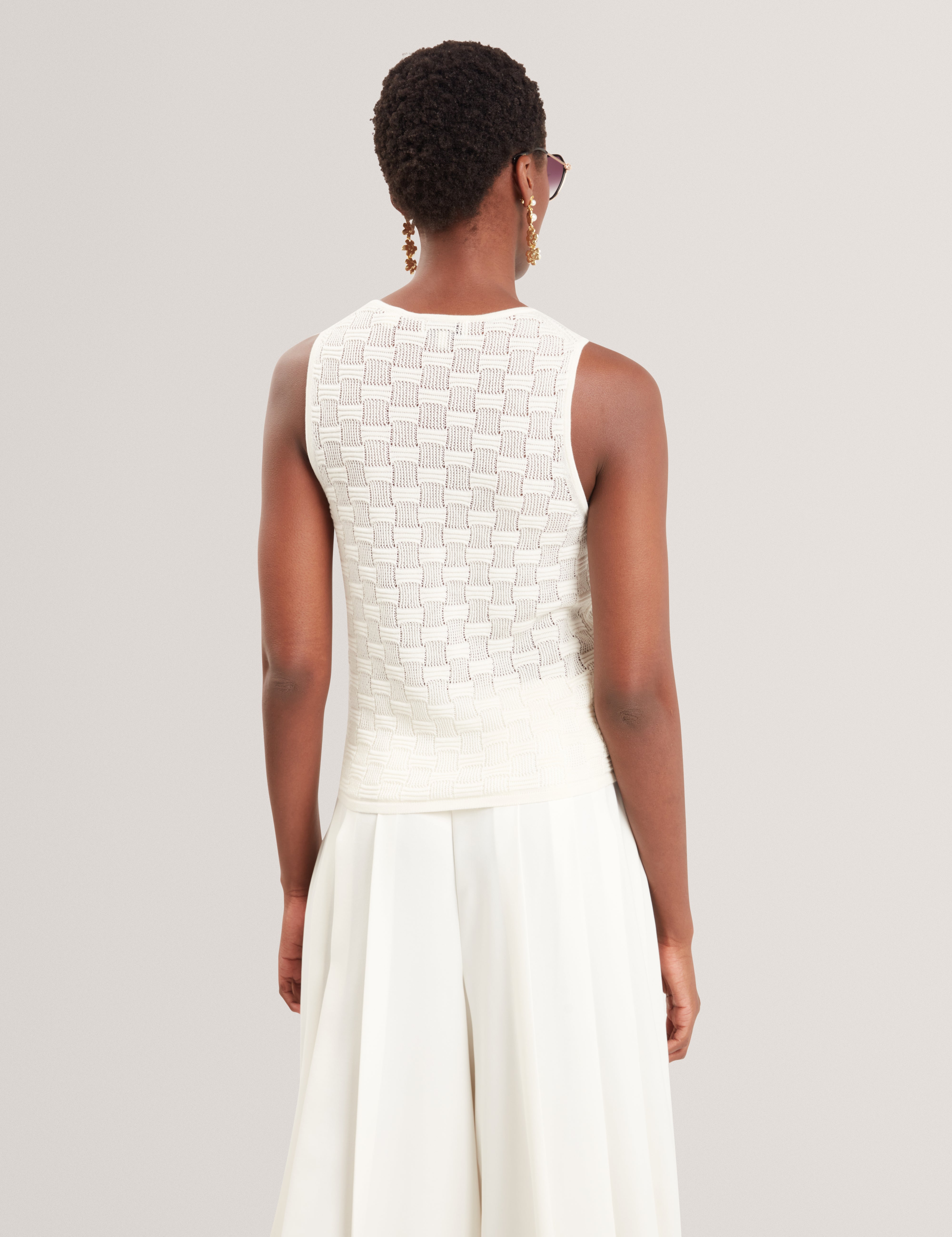Yuna Touch Of Silk Knitted Sleeveless Top White