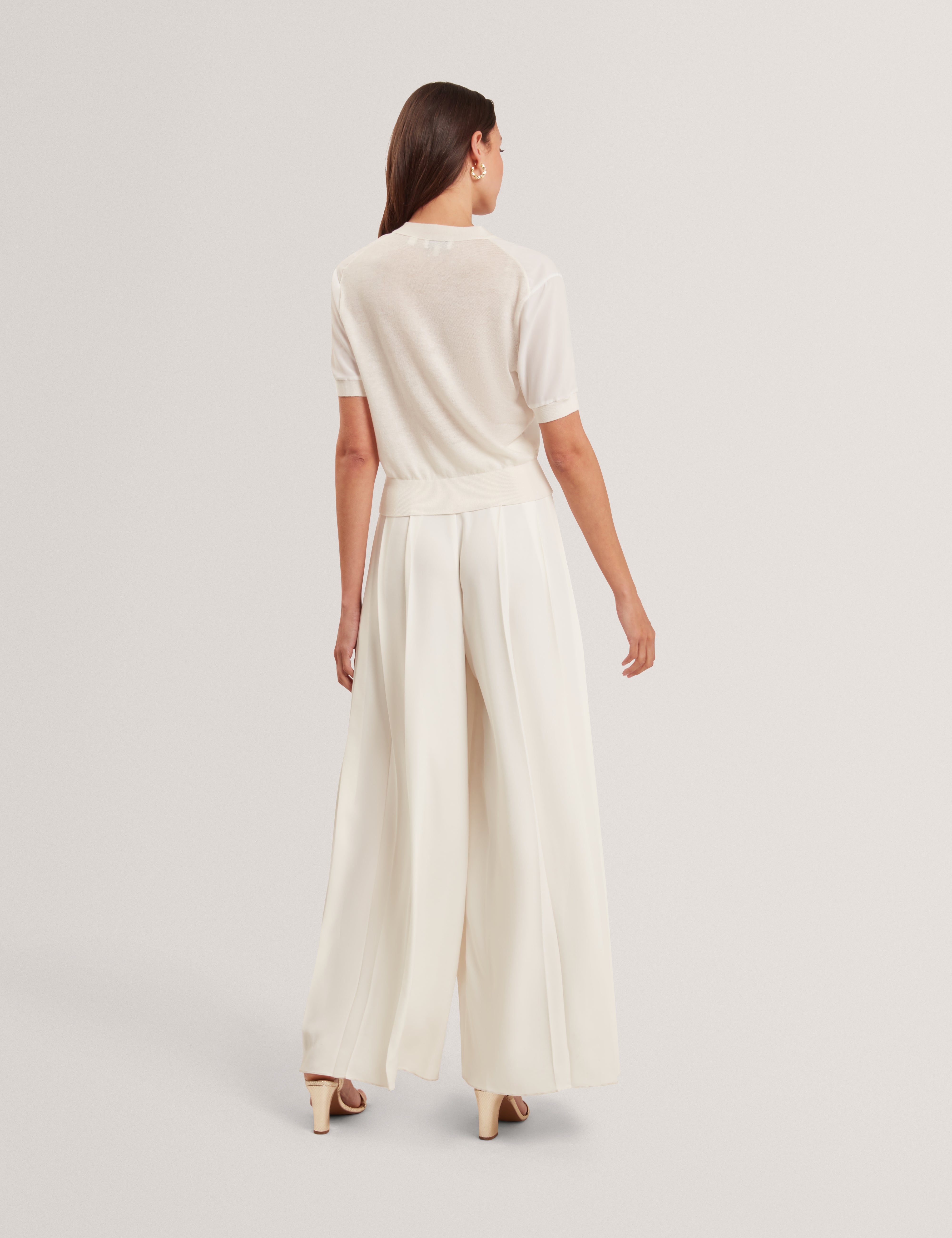 Ofina Woven Front Short Sleeve Cardigan White