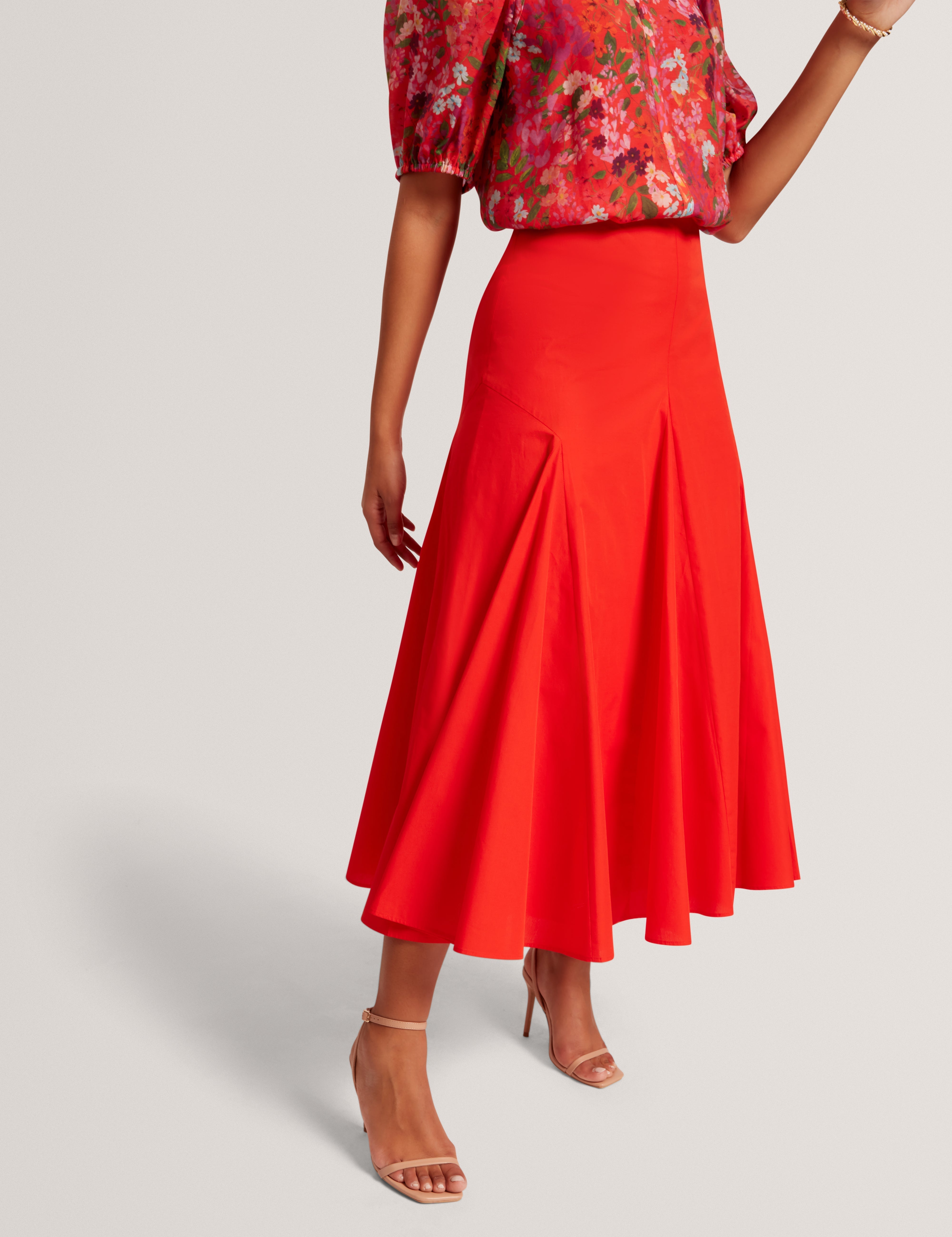 زانزا تنورة ميدي من القطن والبوبلين باللون الأحمر