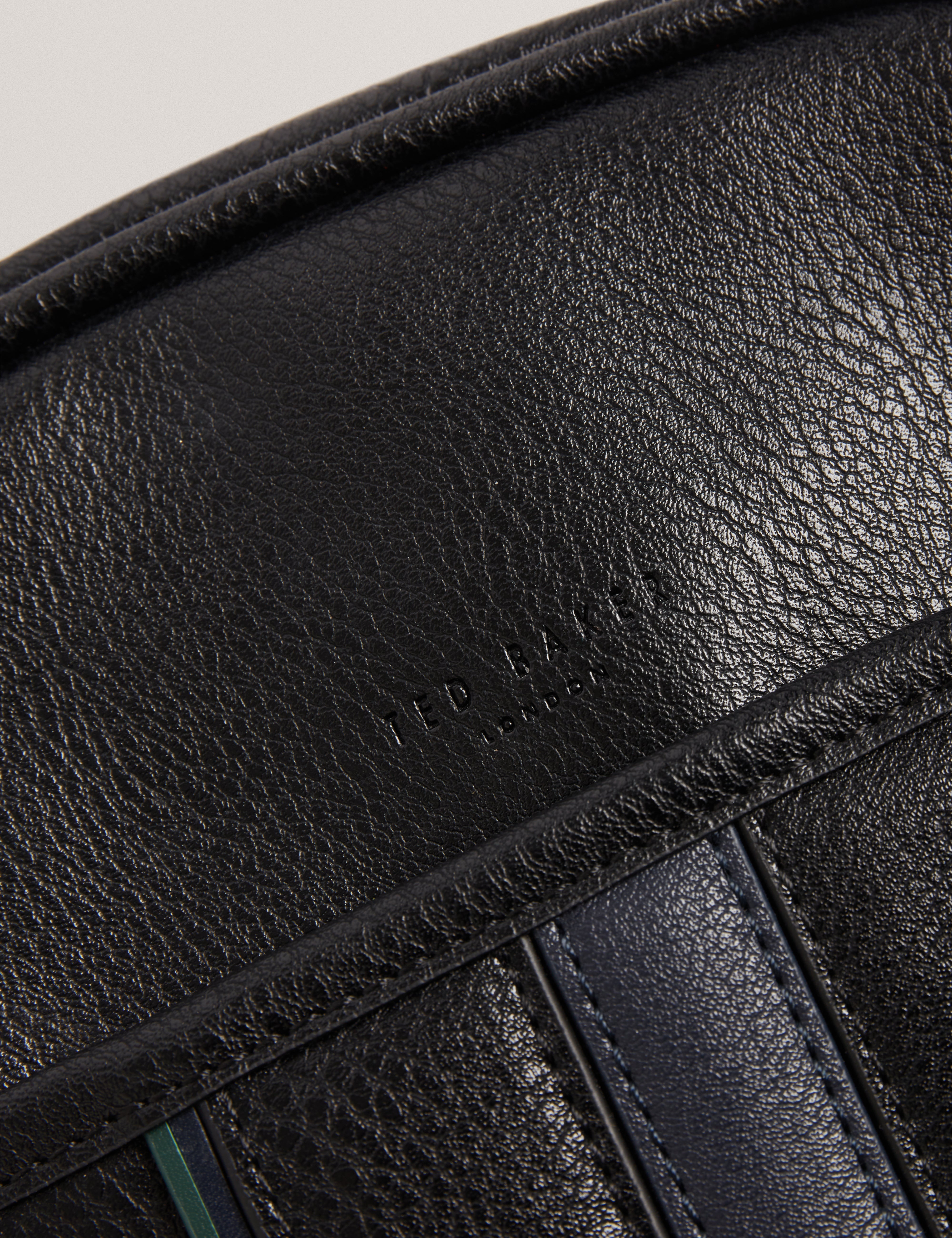 Keiigan Stripe Pu Flight Bag Black