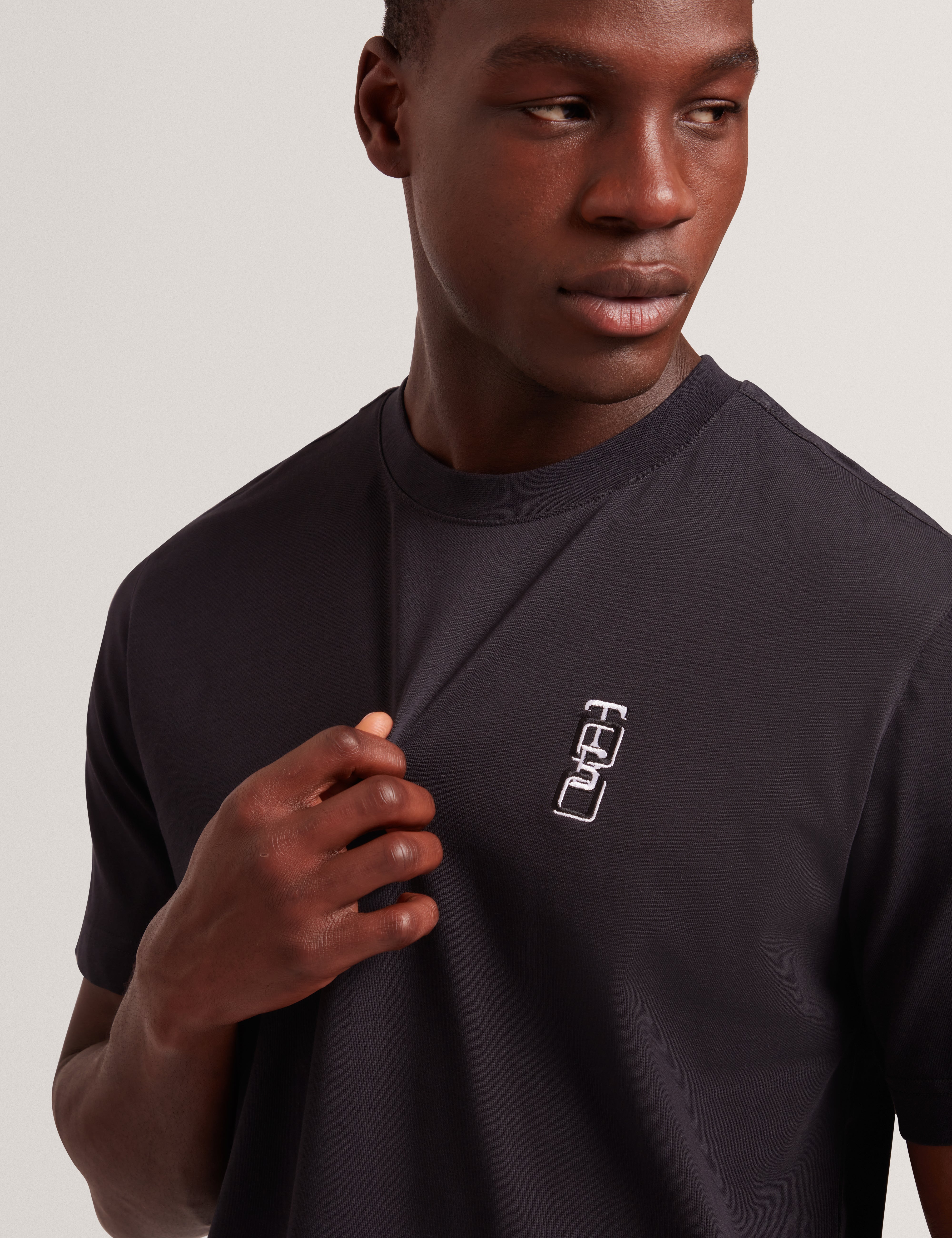 Kuyrt Short Sleeve Branded Tee Black