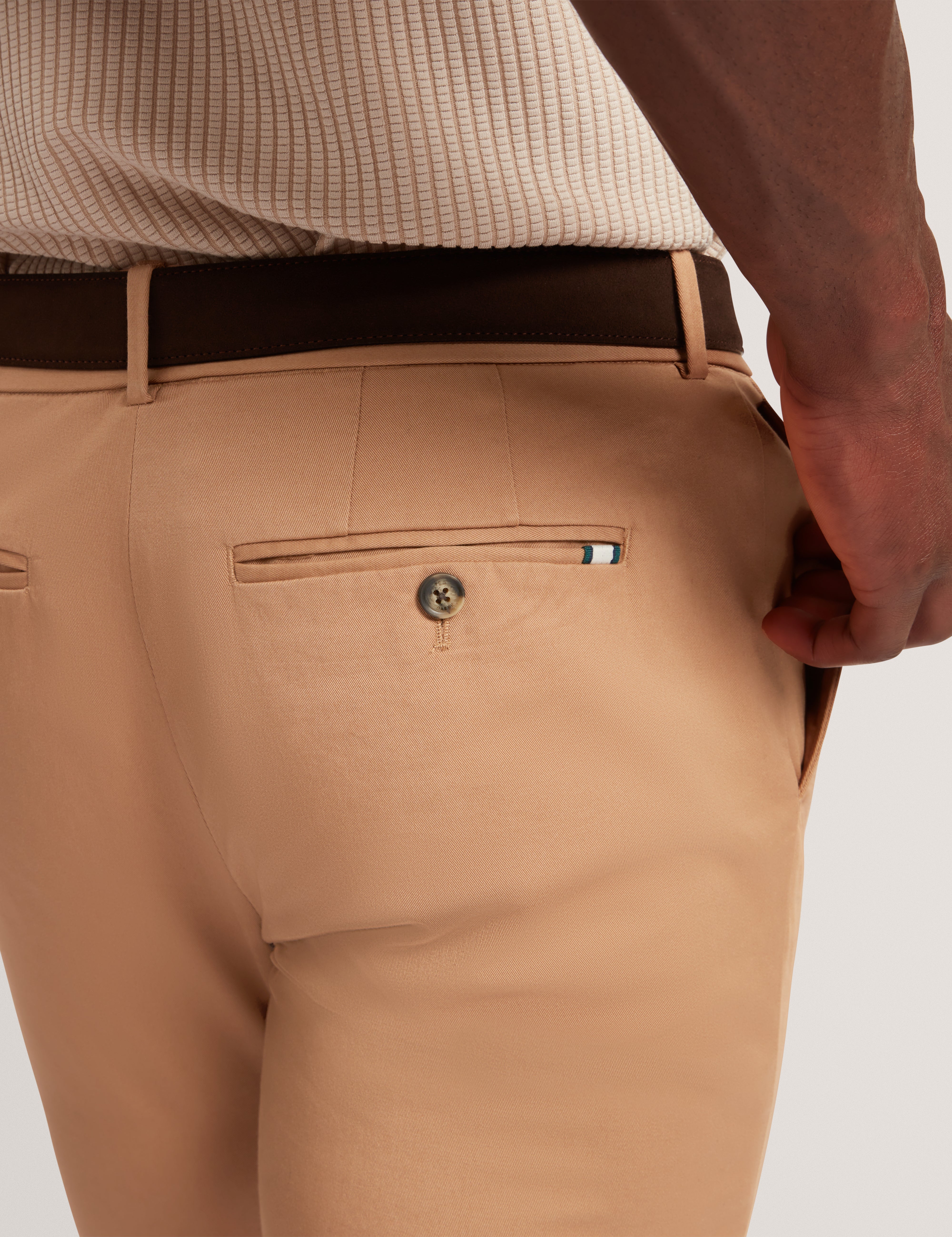 هاويتون سليم ستريتش تشينو تان