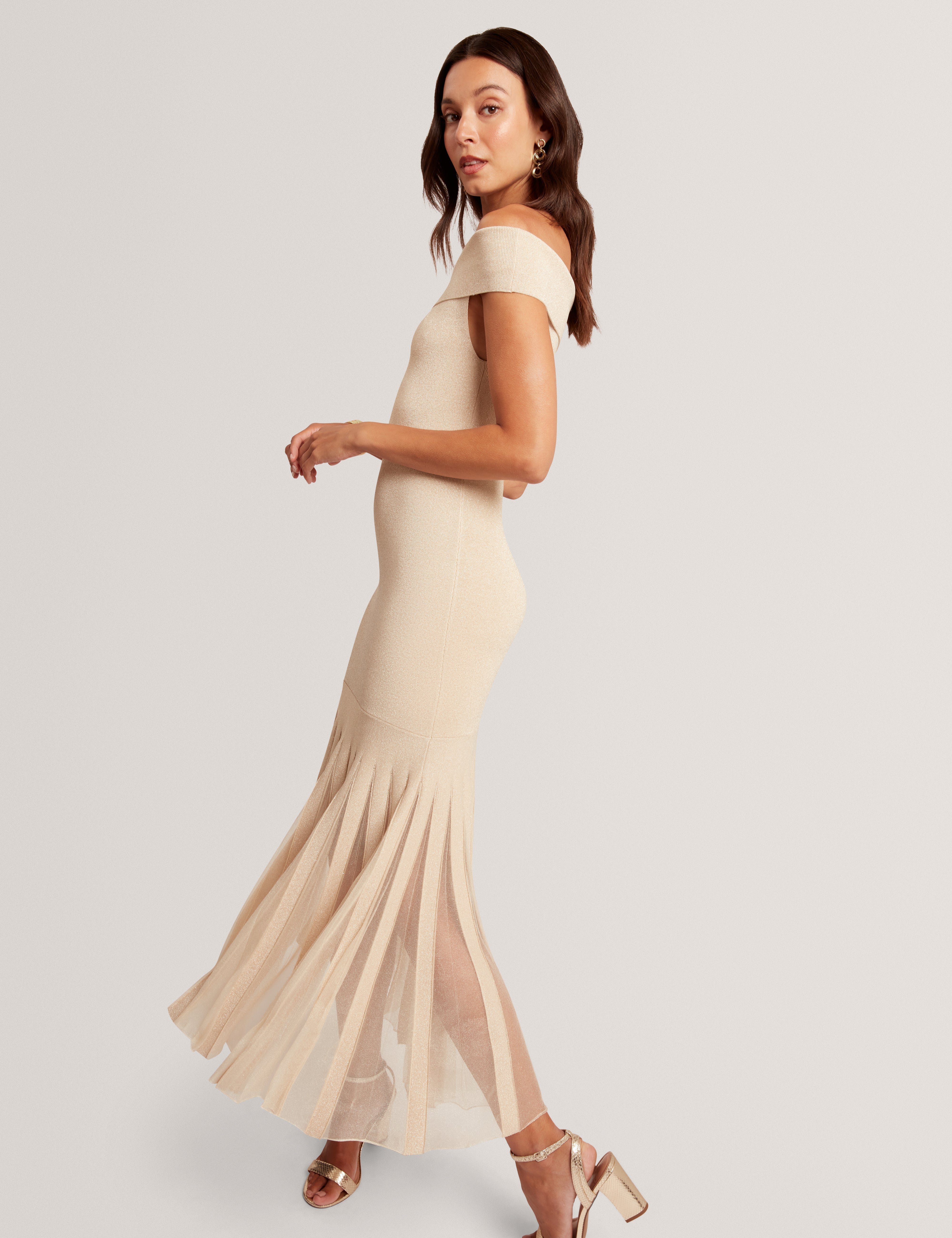 Rylla Off The Shoulder Knitted Maxi Dress Natural