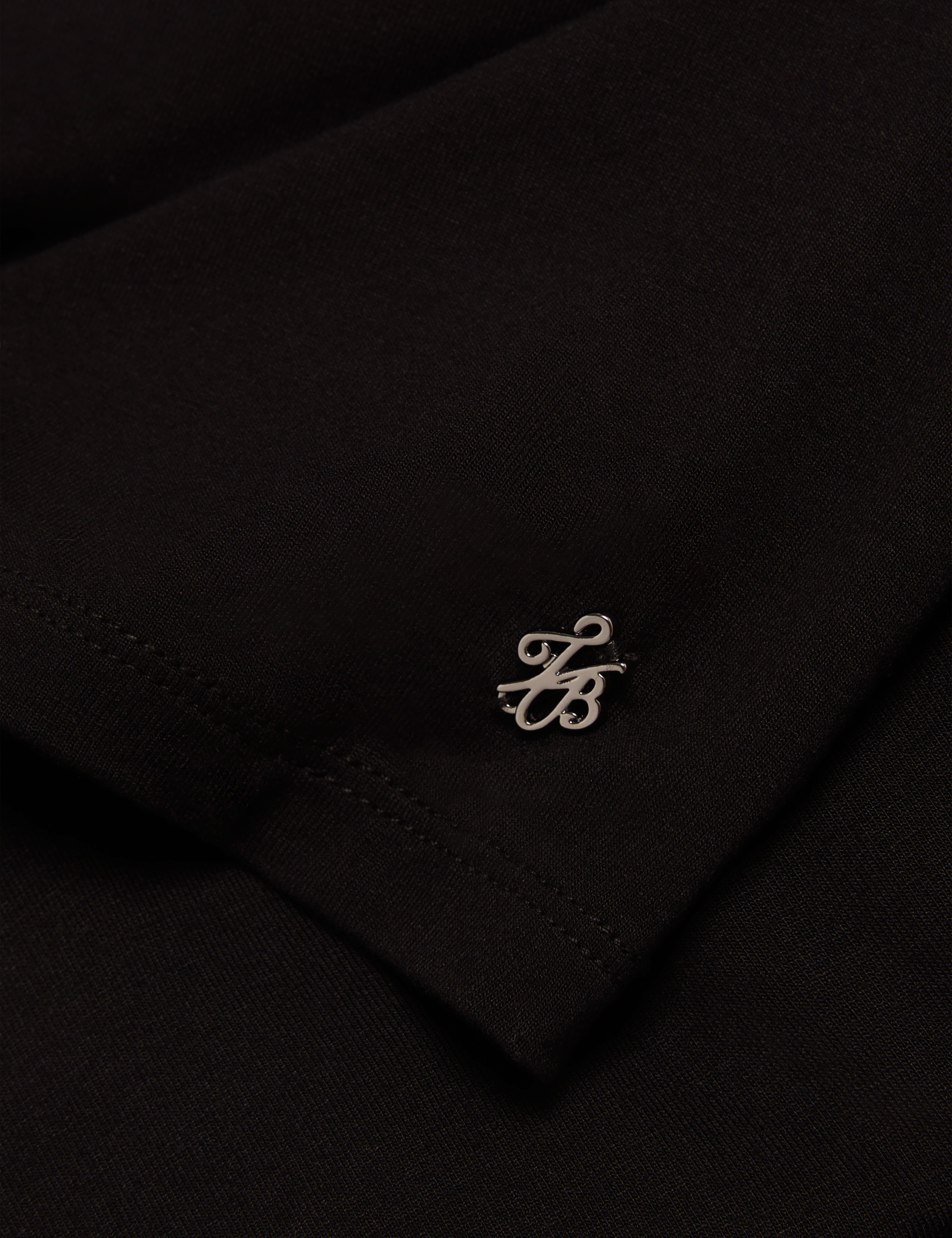 لارنا تيشيرت أسود قصير الأكمام