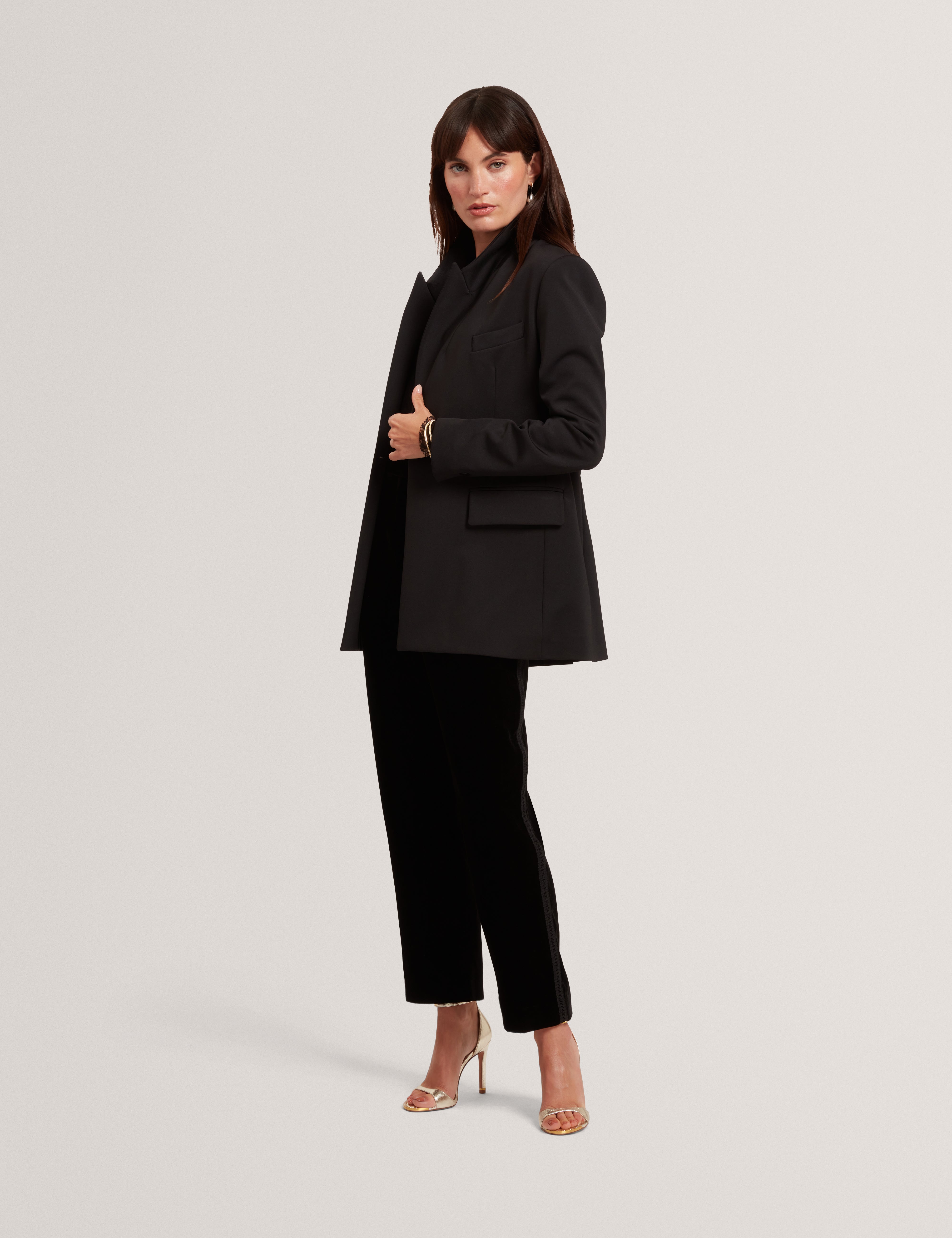 إندري بليزر كلاسيكي باللون الأسود