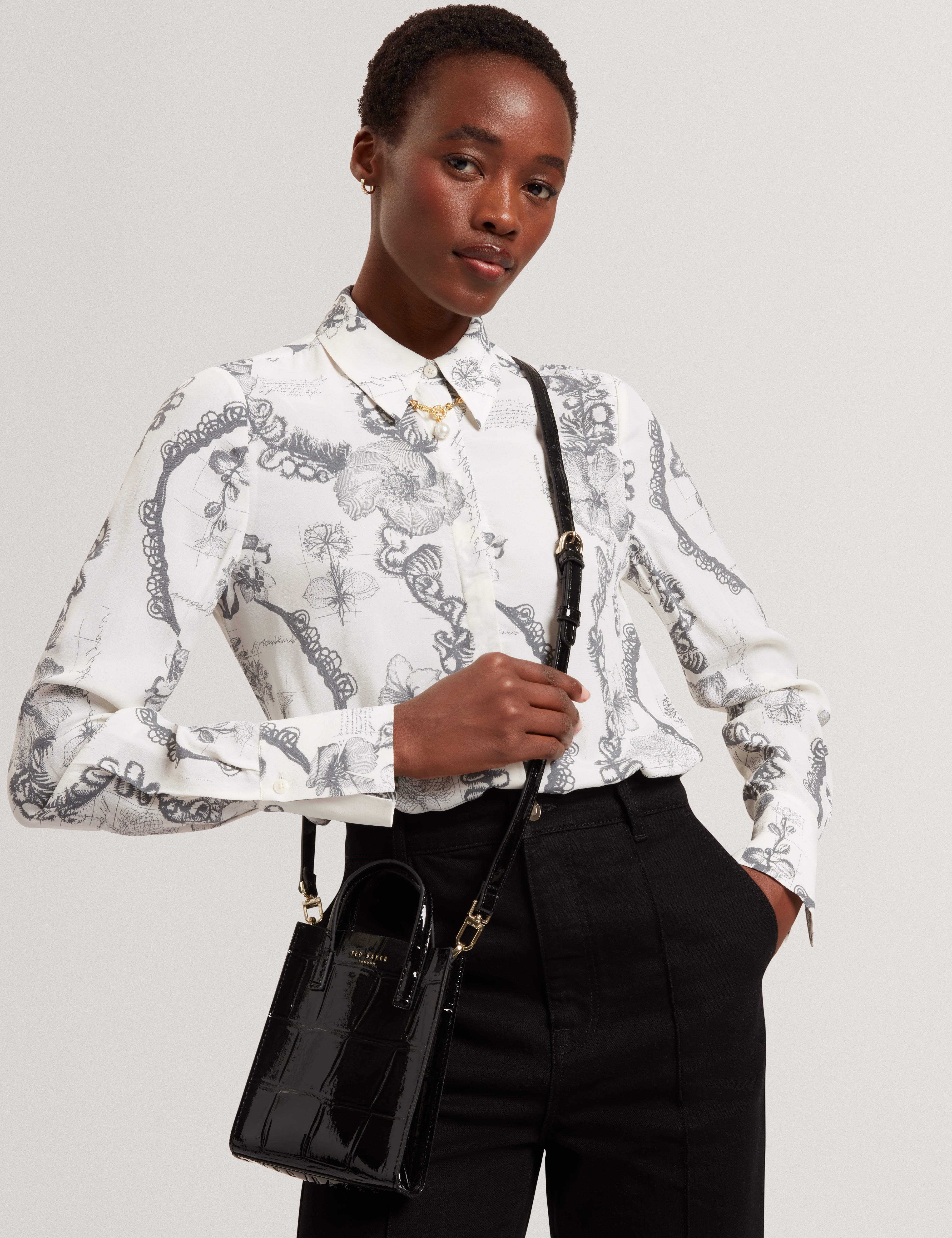 Viienna Croc Effect Mini Icon Bag Black
