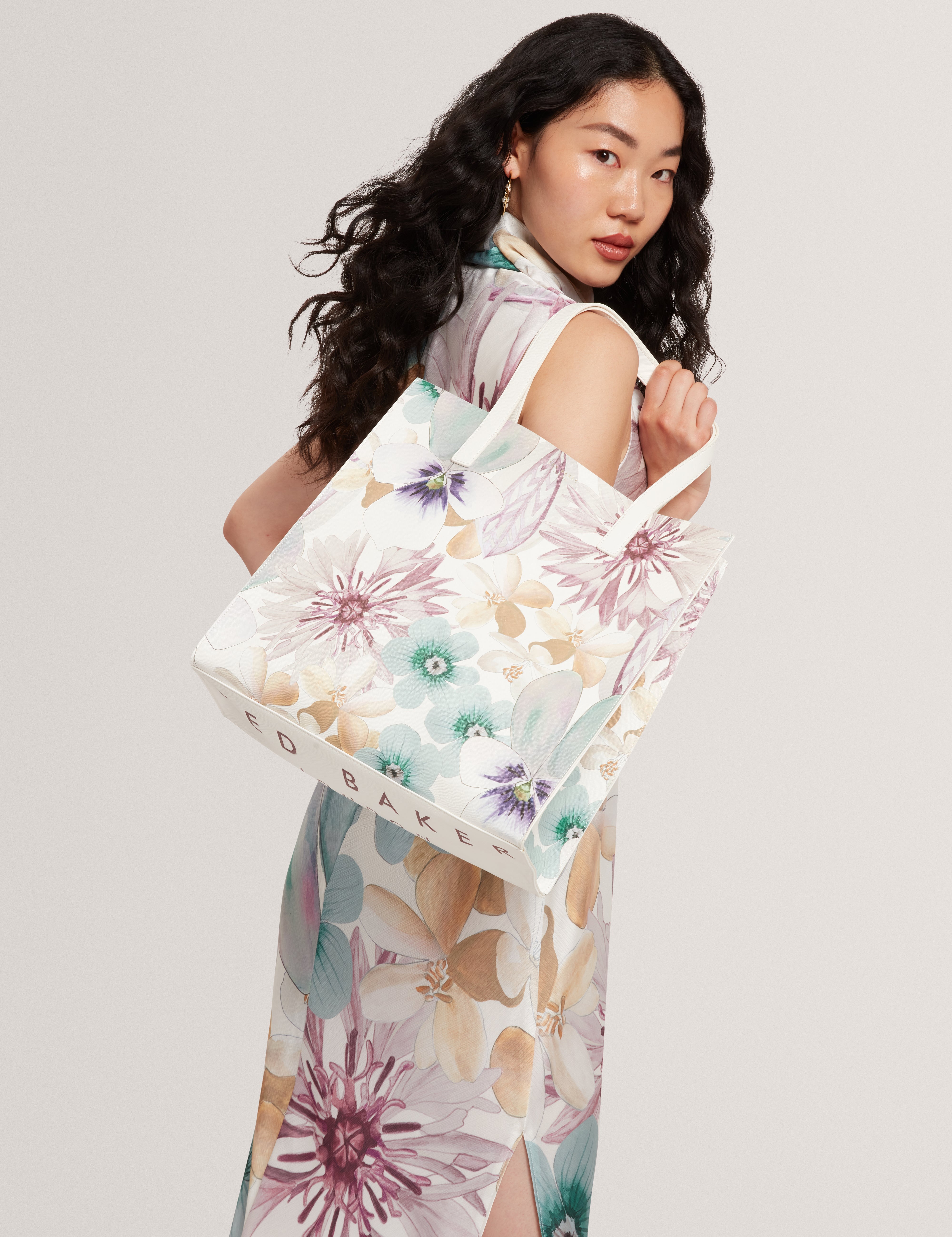 Halena Petal Print Large Icon Bag White