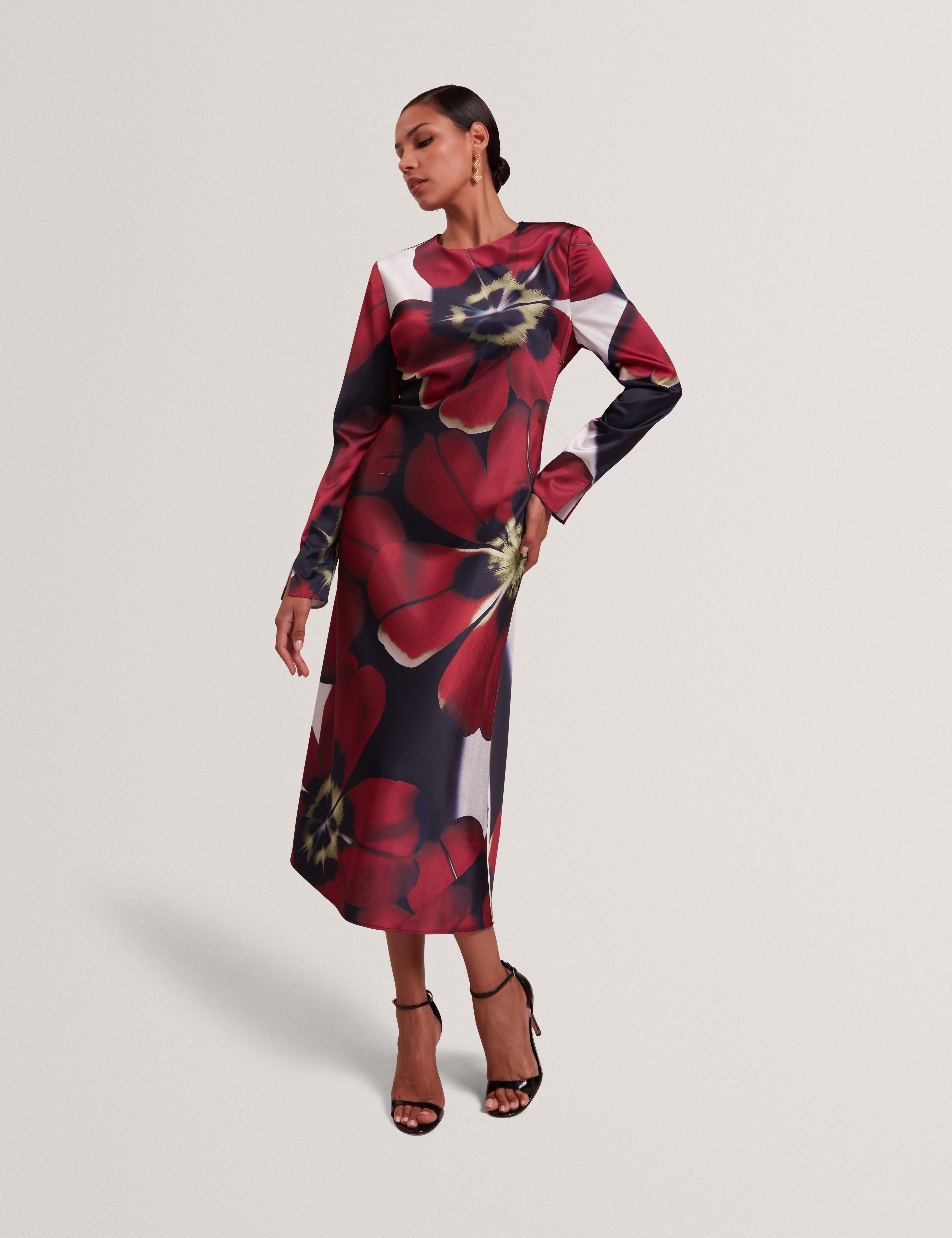 Neerah Printed Long Sleeve Midi Dress Navy
