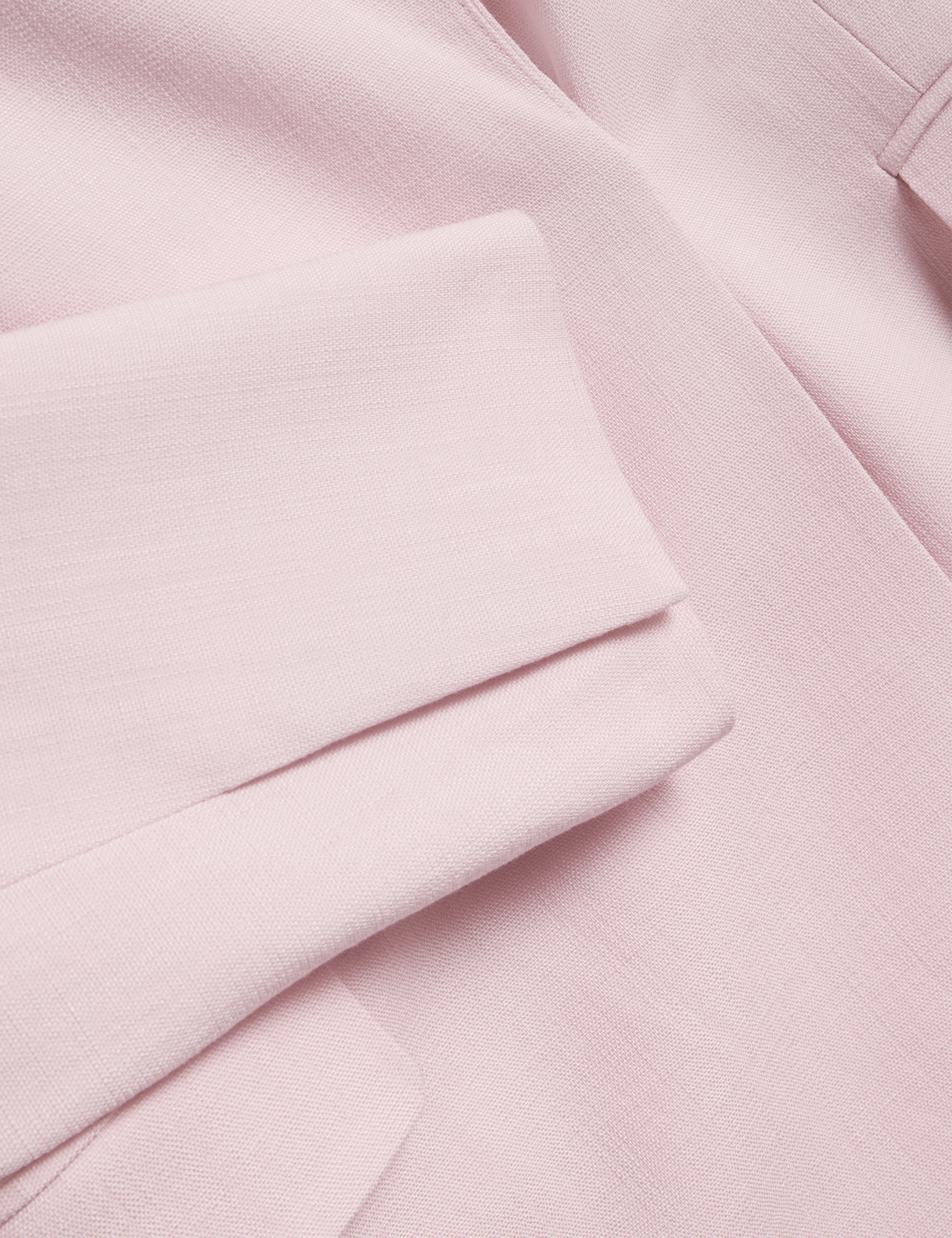 بليزر بييان طويل مريح باللون الوردي الفاتح