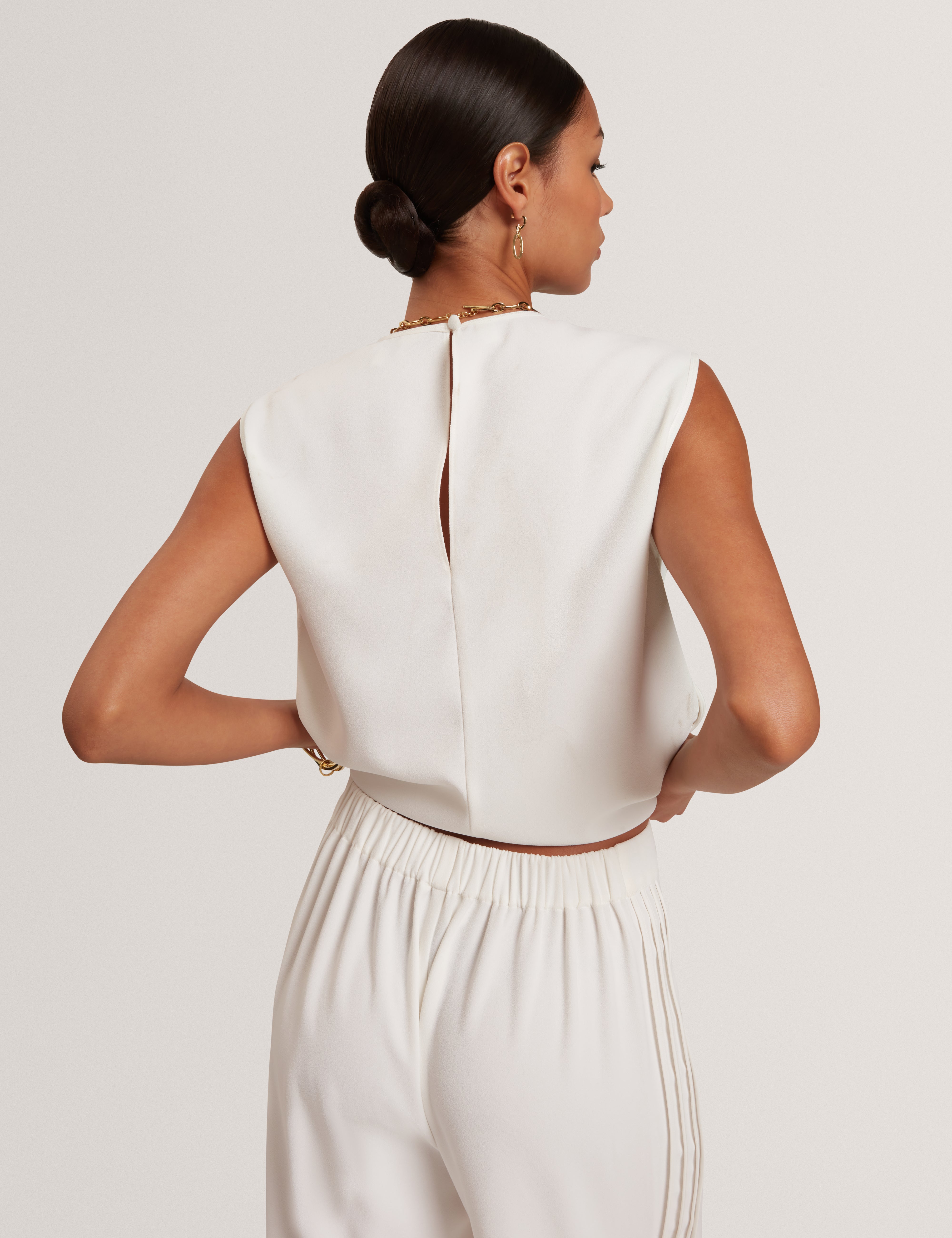 Gorjja Piping Detail Wide Leg Crepe Trouser Ivory