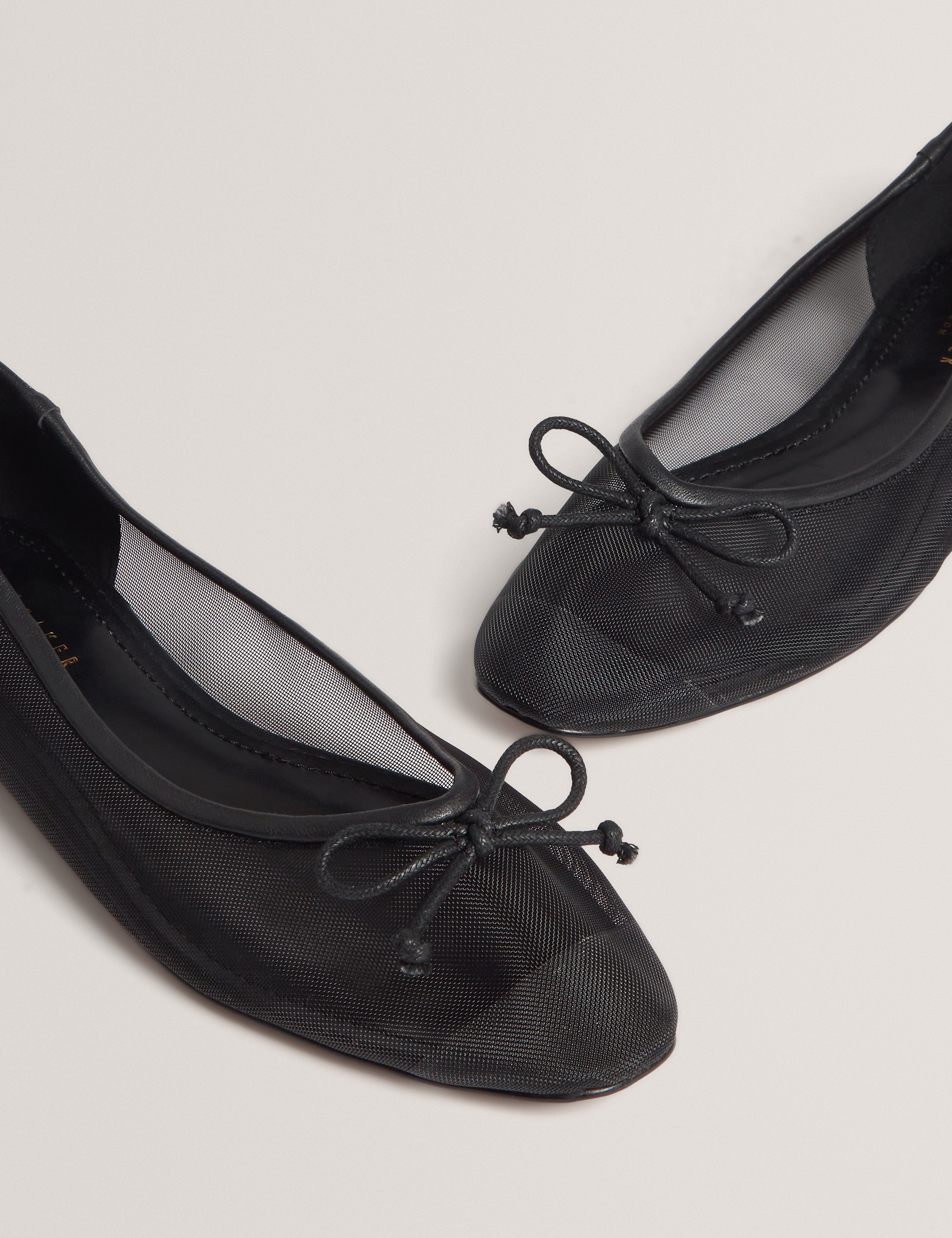 ميريسا حذاء باليه شبكي مسطح باللون الأسود