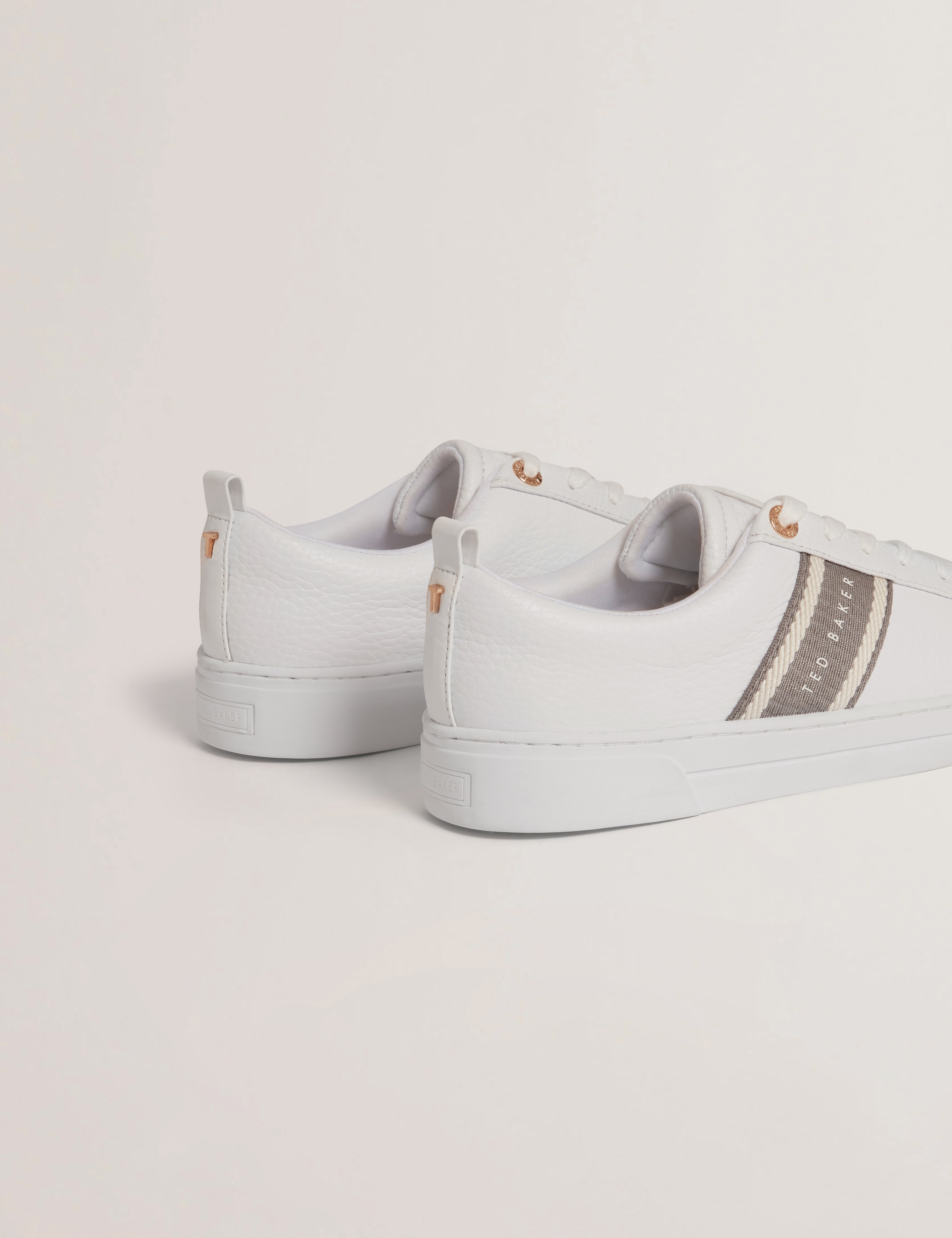 Bailly Webbing Detail Trainer White-Grey