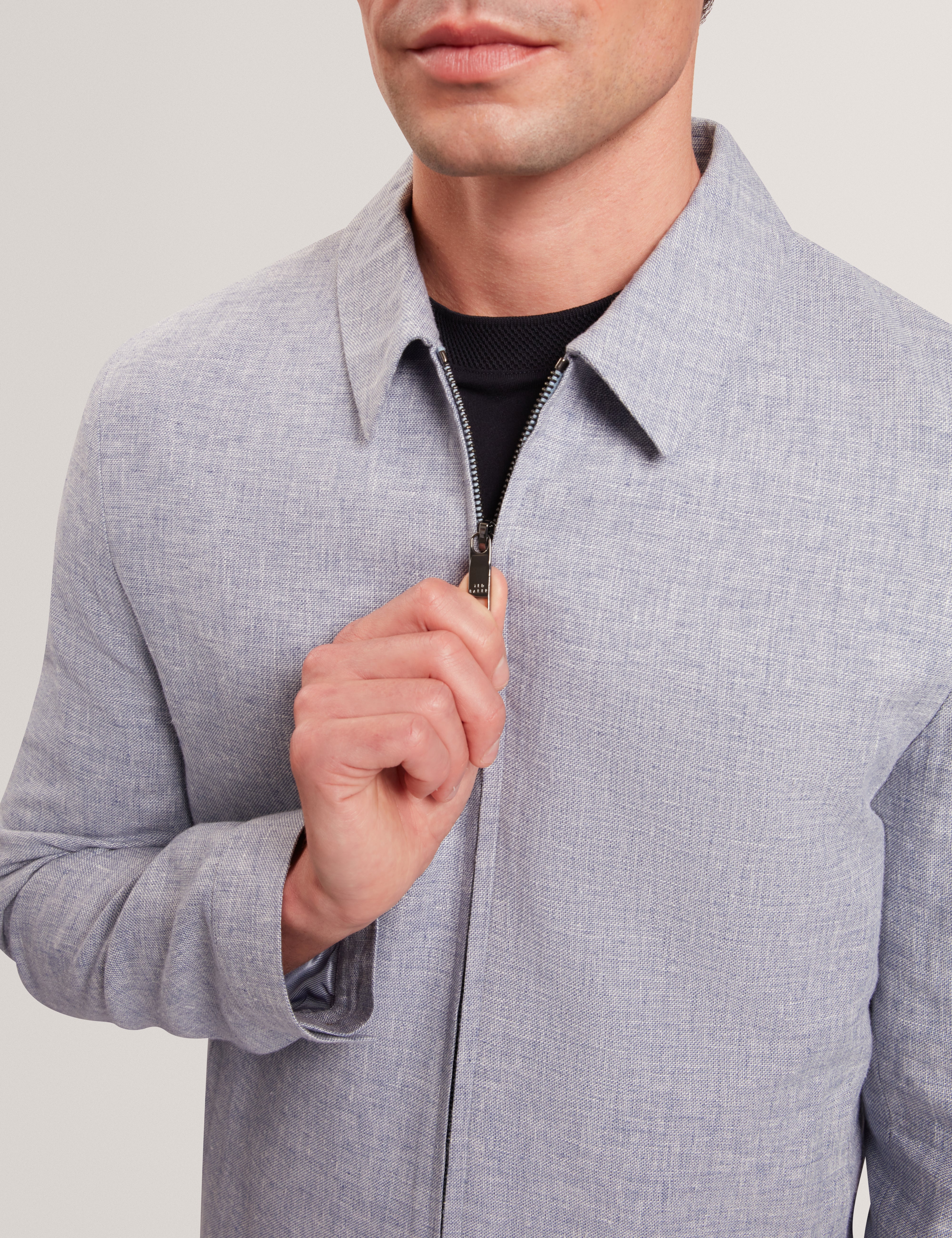 جاكيت Ashleyj Slim Fit من مزيج الكتان باللون الأزرق الفاتح