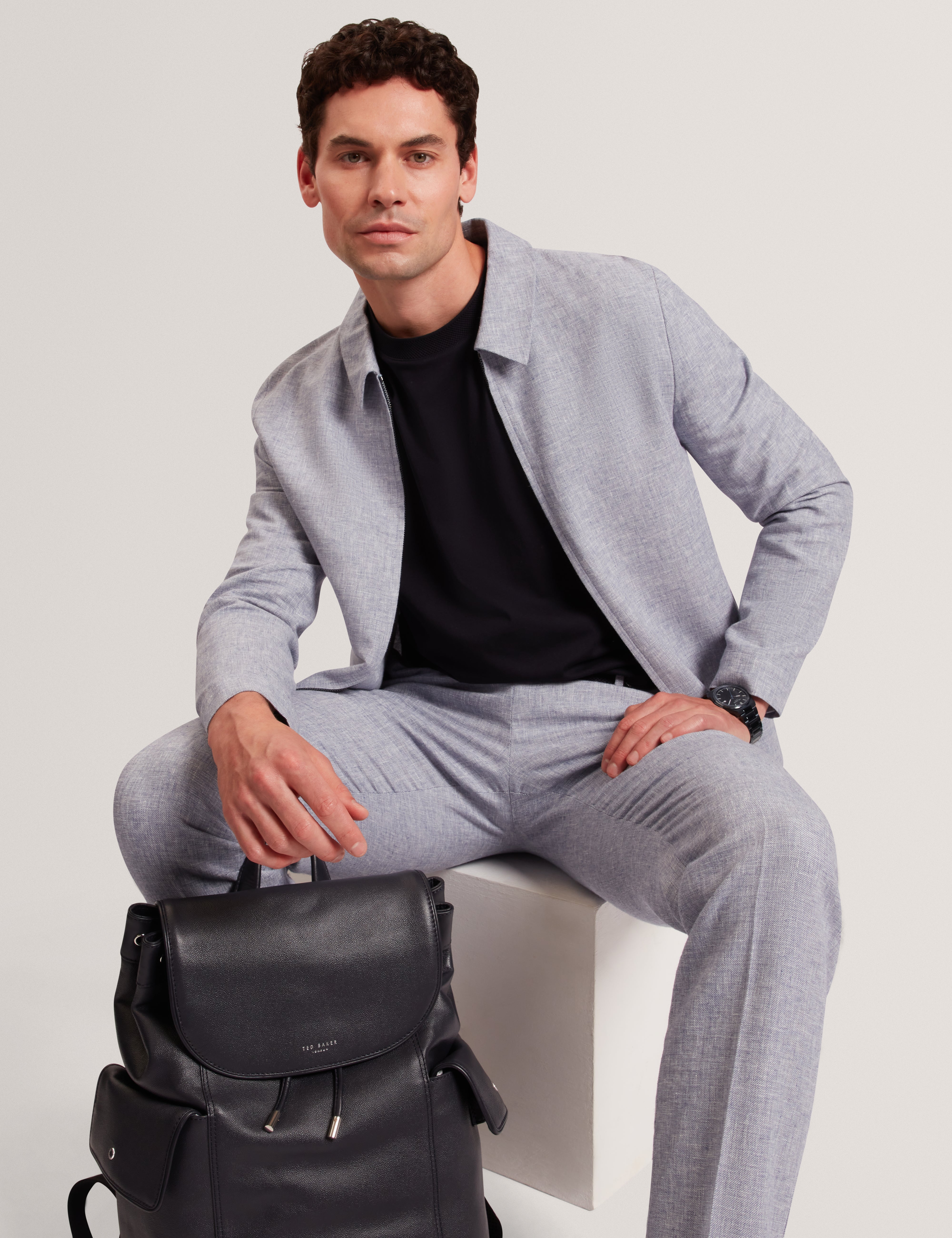 جاكيت Ashleyj Slim Fit من مزيج الكتان باللون الأزرق الفاتح