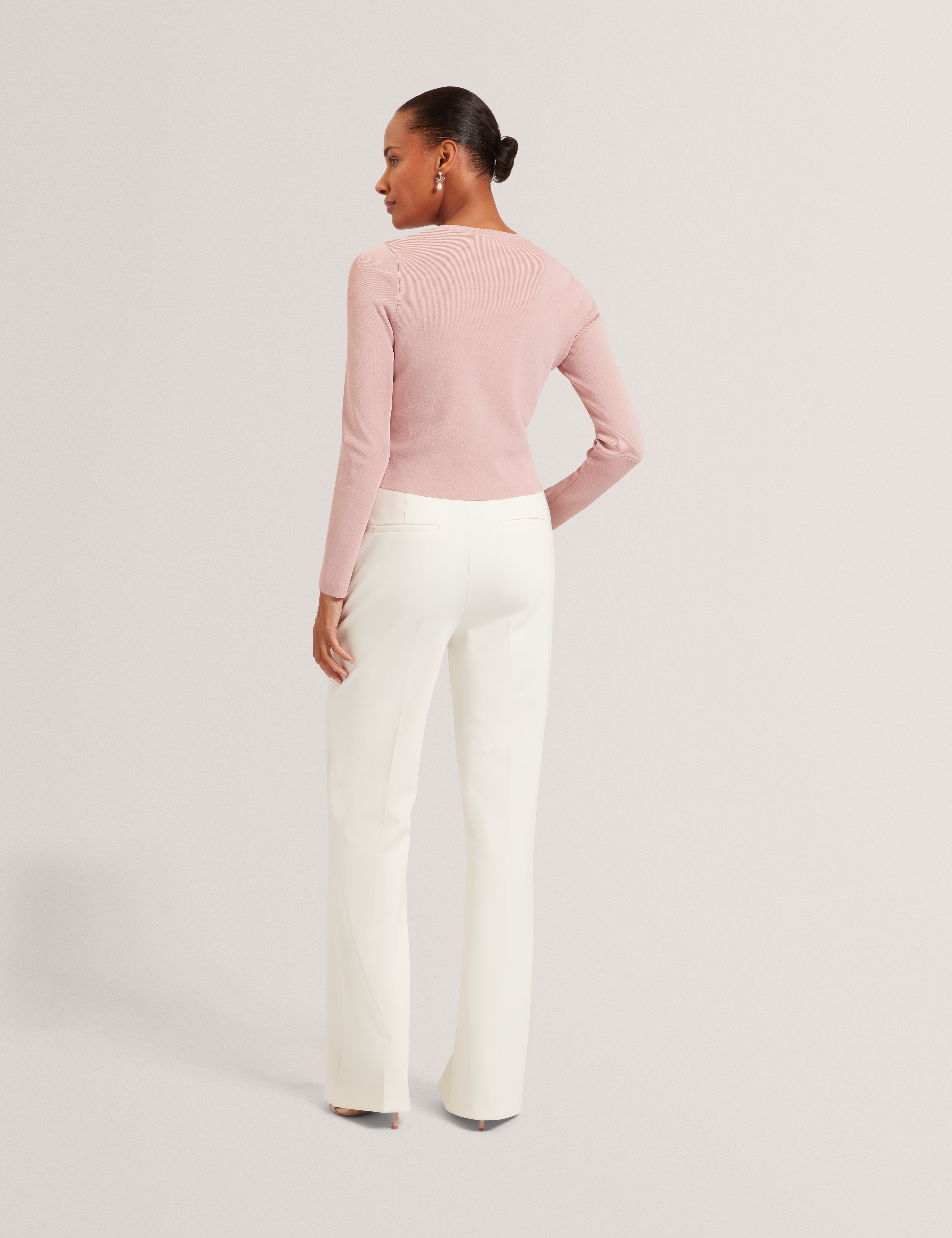 Vedla Cropped Crew Neck Cardigan Pink