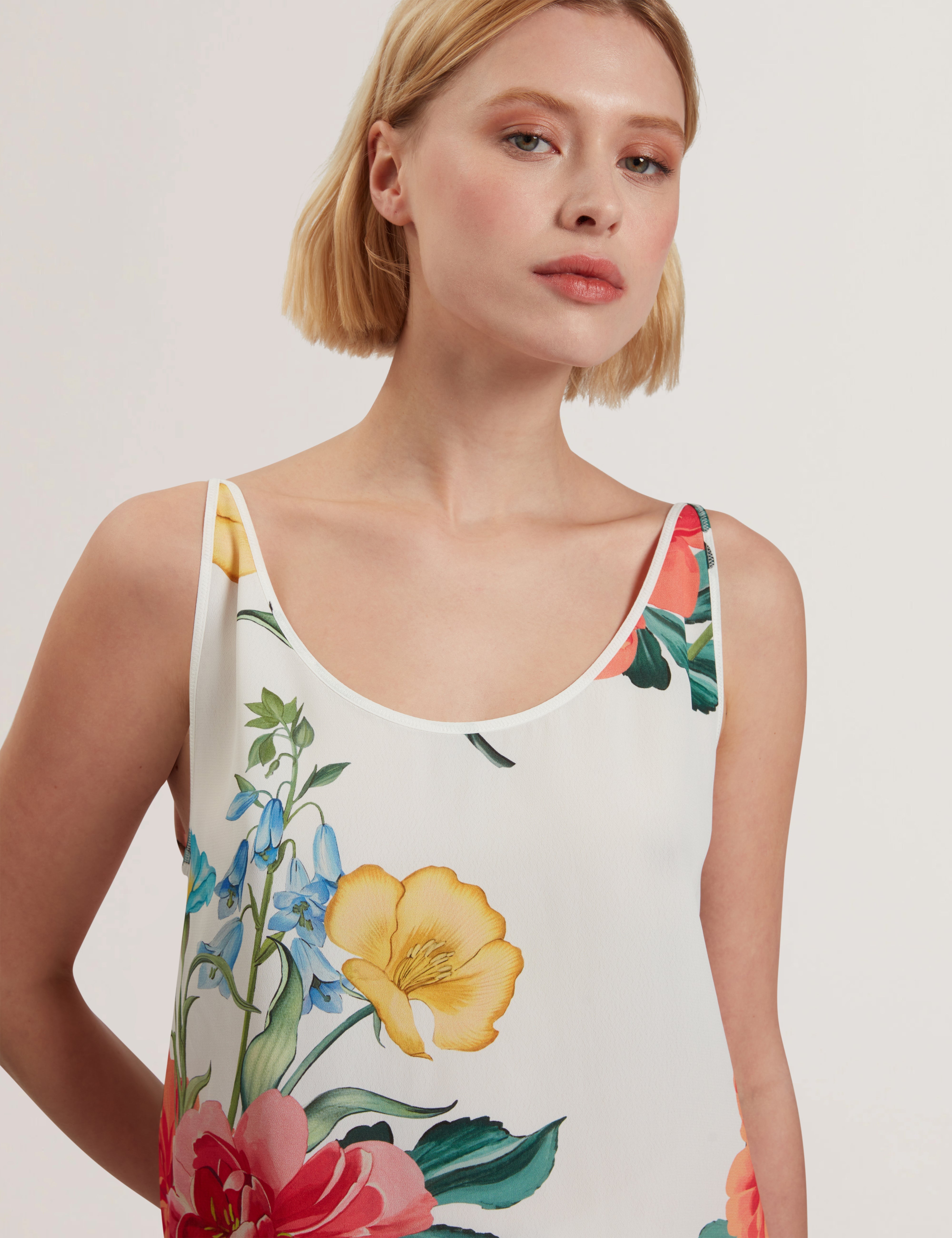 Purrla Scoop Neck Printed Cami White