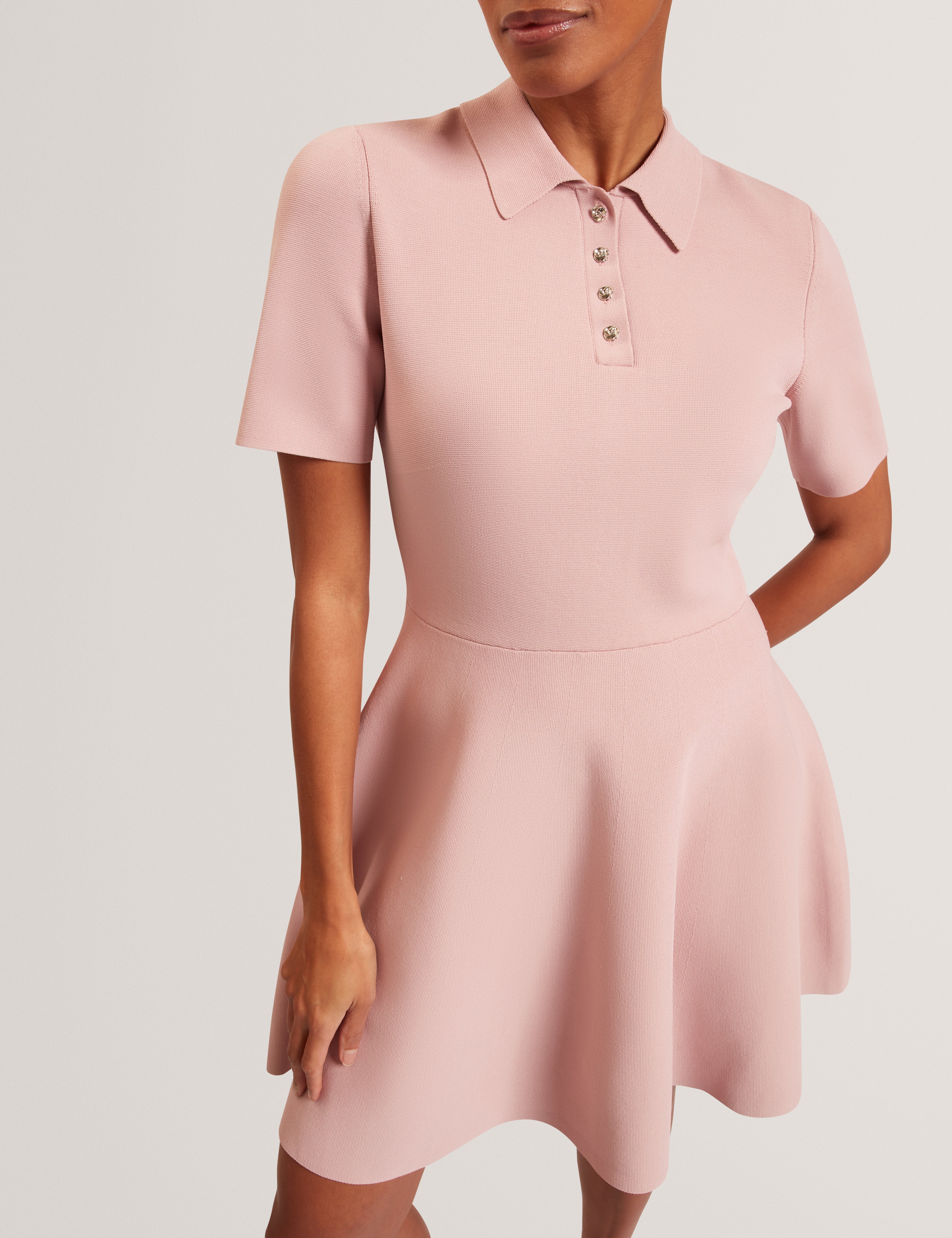 فستان بولو قصير الأكمام من روندا، محبوك، لون وردي داكن