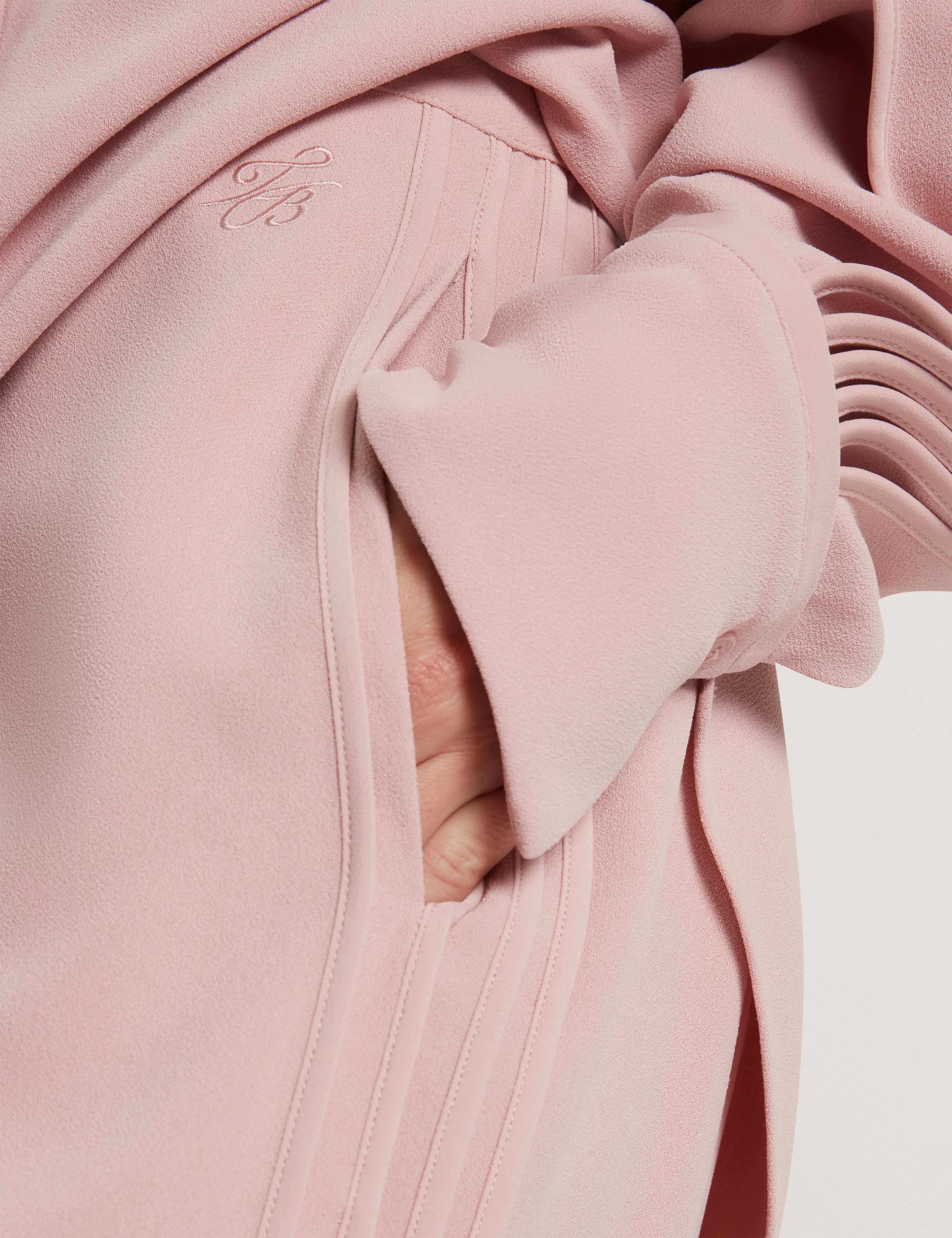 بنطلون كريب واسع الساقين بتفاصيل حواف من Gorjja، لون وردي داكن