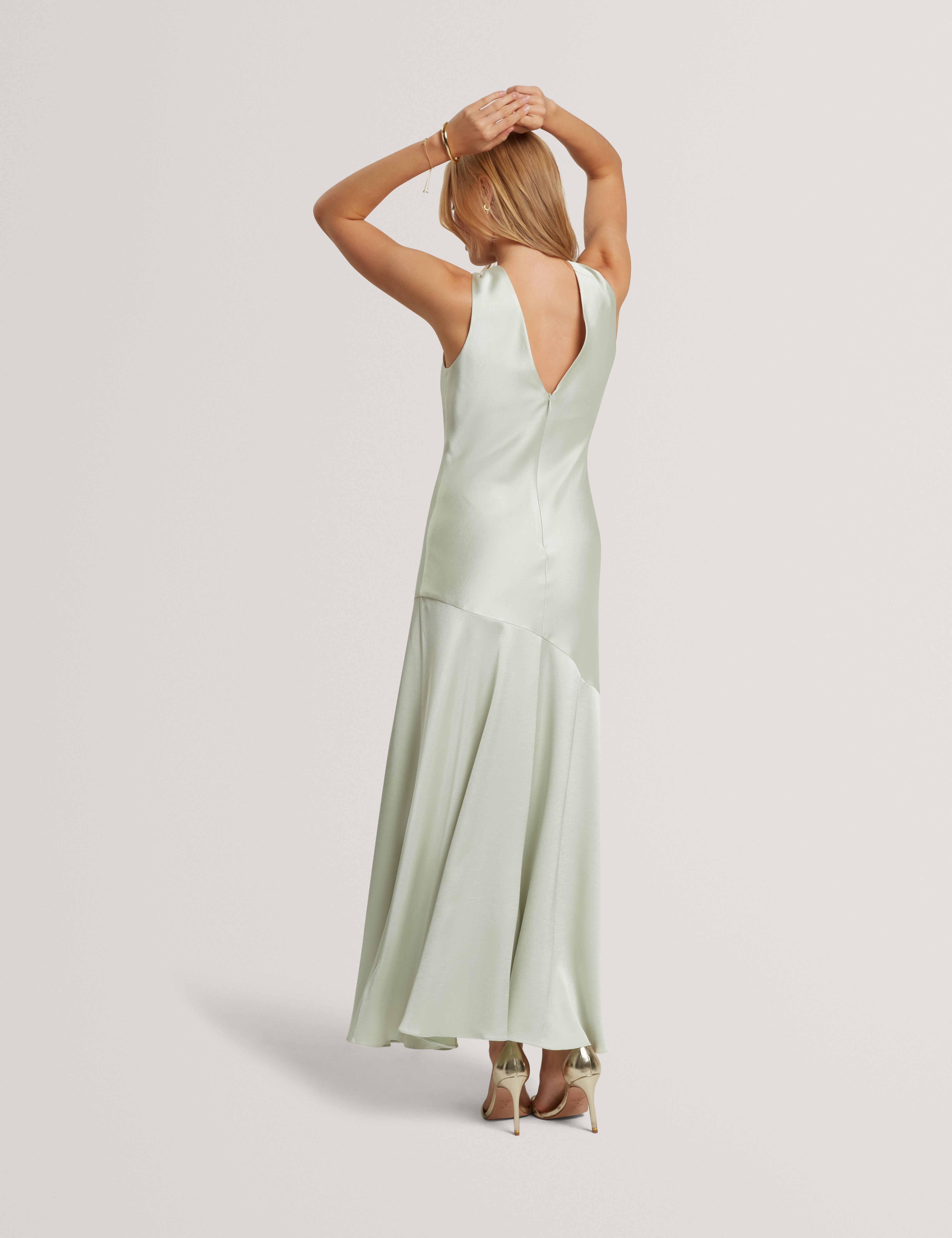 Sanari V Neck Maxi Dress With Diagonal Seam Mid-Green