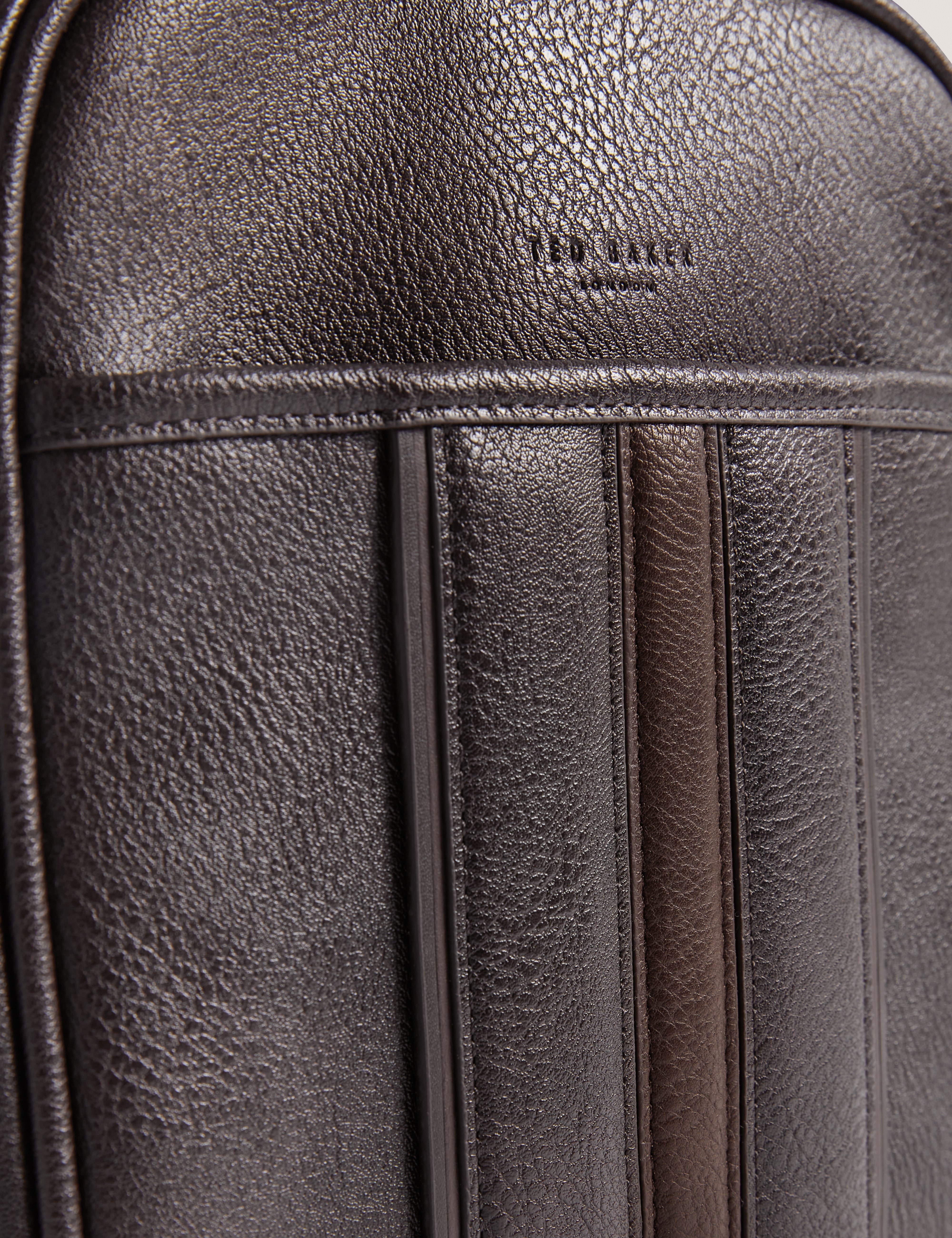 Keiigan Stripe Pu Flight Bag Brn-Choc