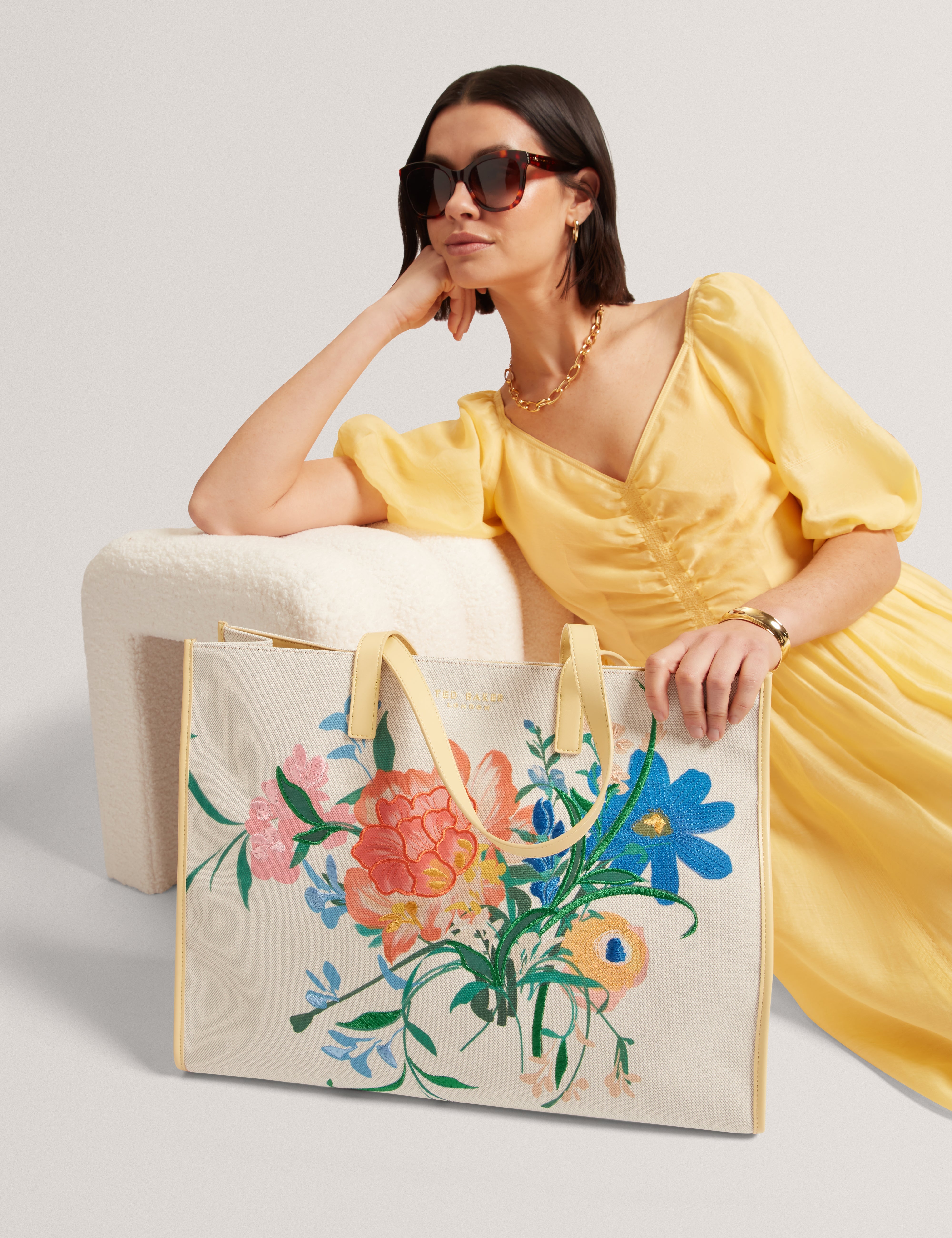 Floicon Canvas Embroidered Large Floral Icon Bag Natural