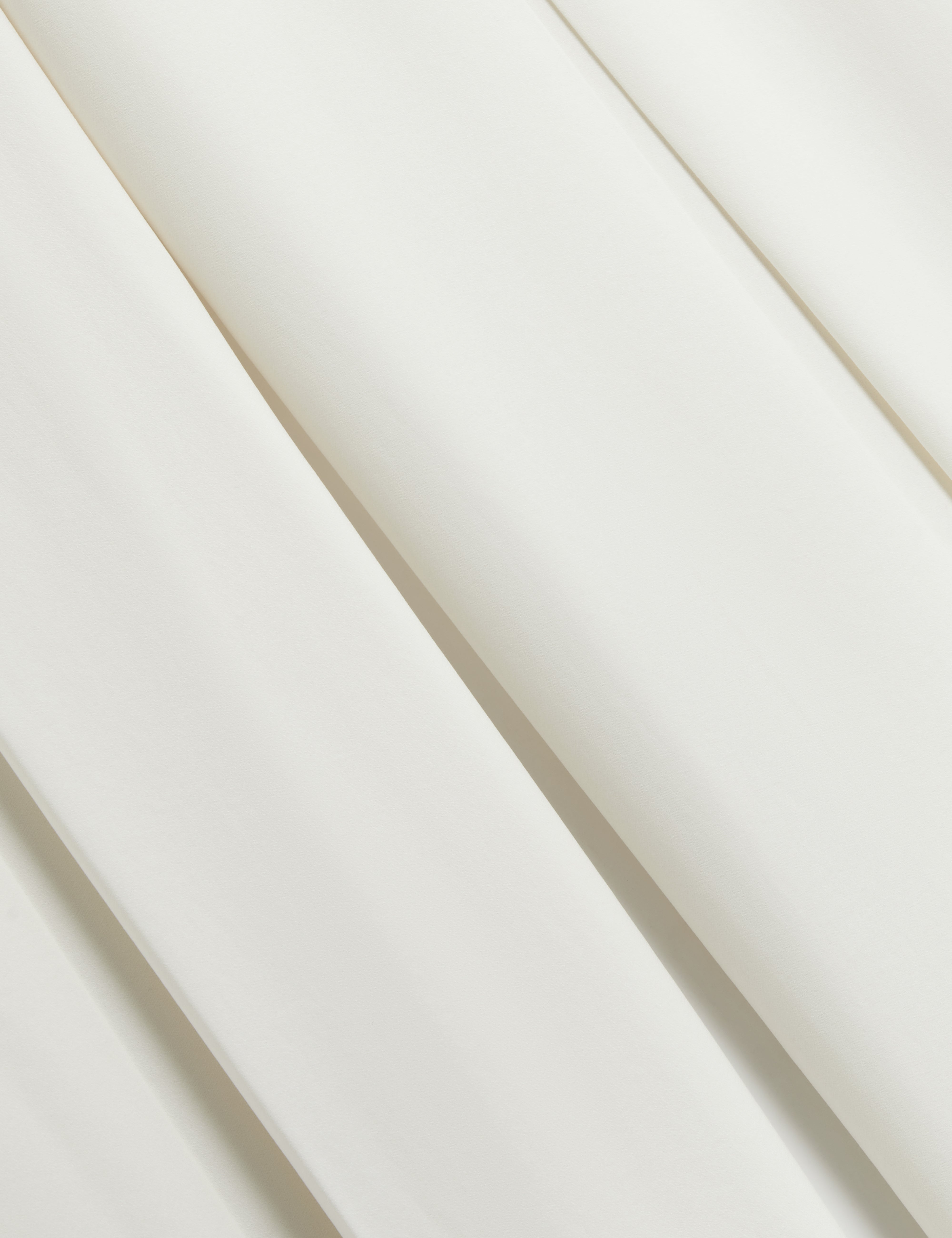 بنطلون واسع الساقين من إيبي، بكسرات أمامية، لون عاجي