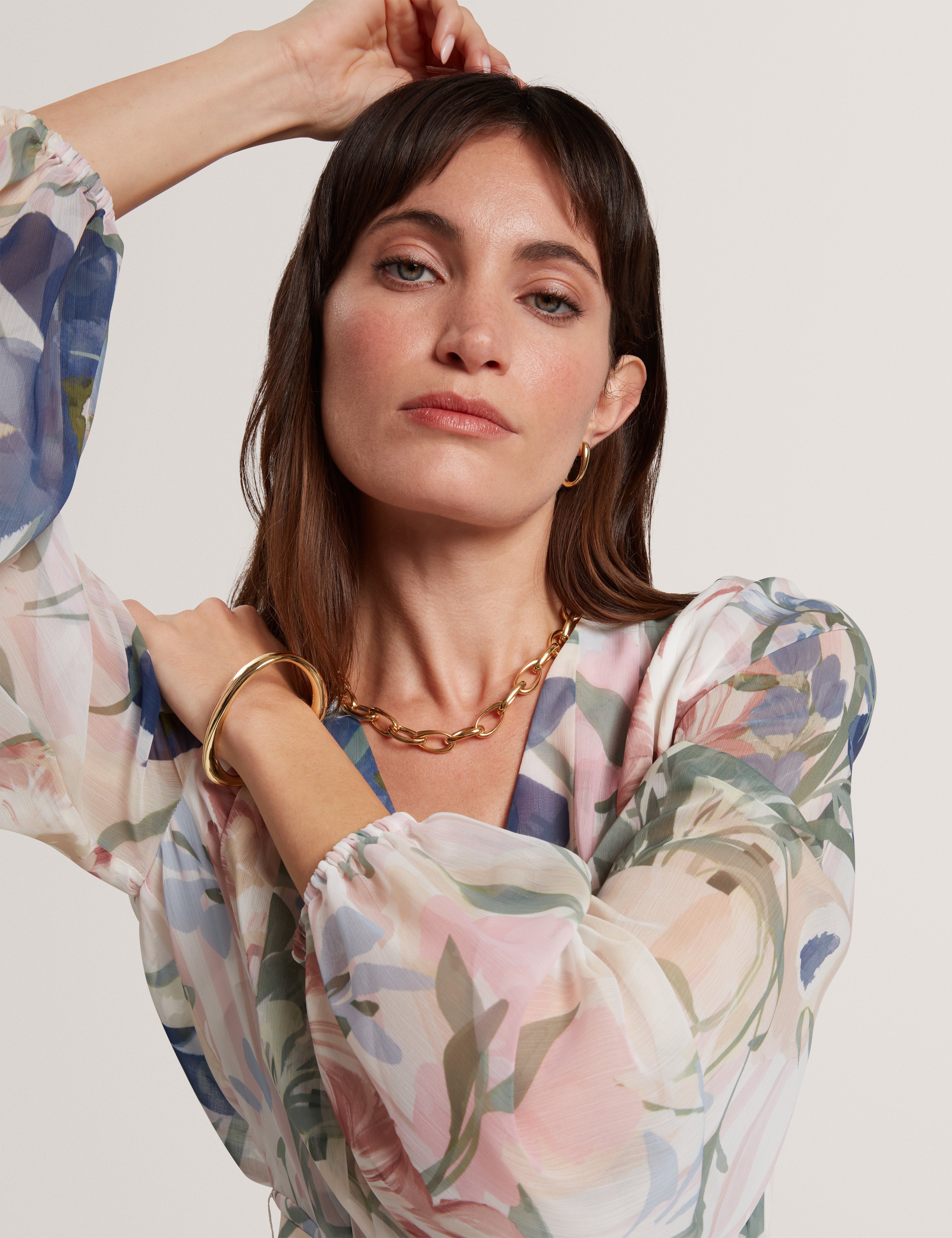 فستان مالميا قصير مطبوع ومطوي باللون الوردي