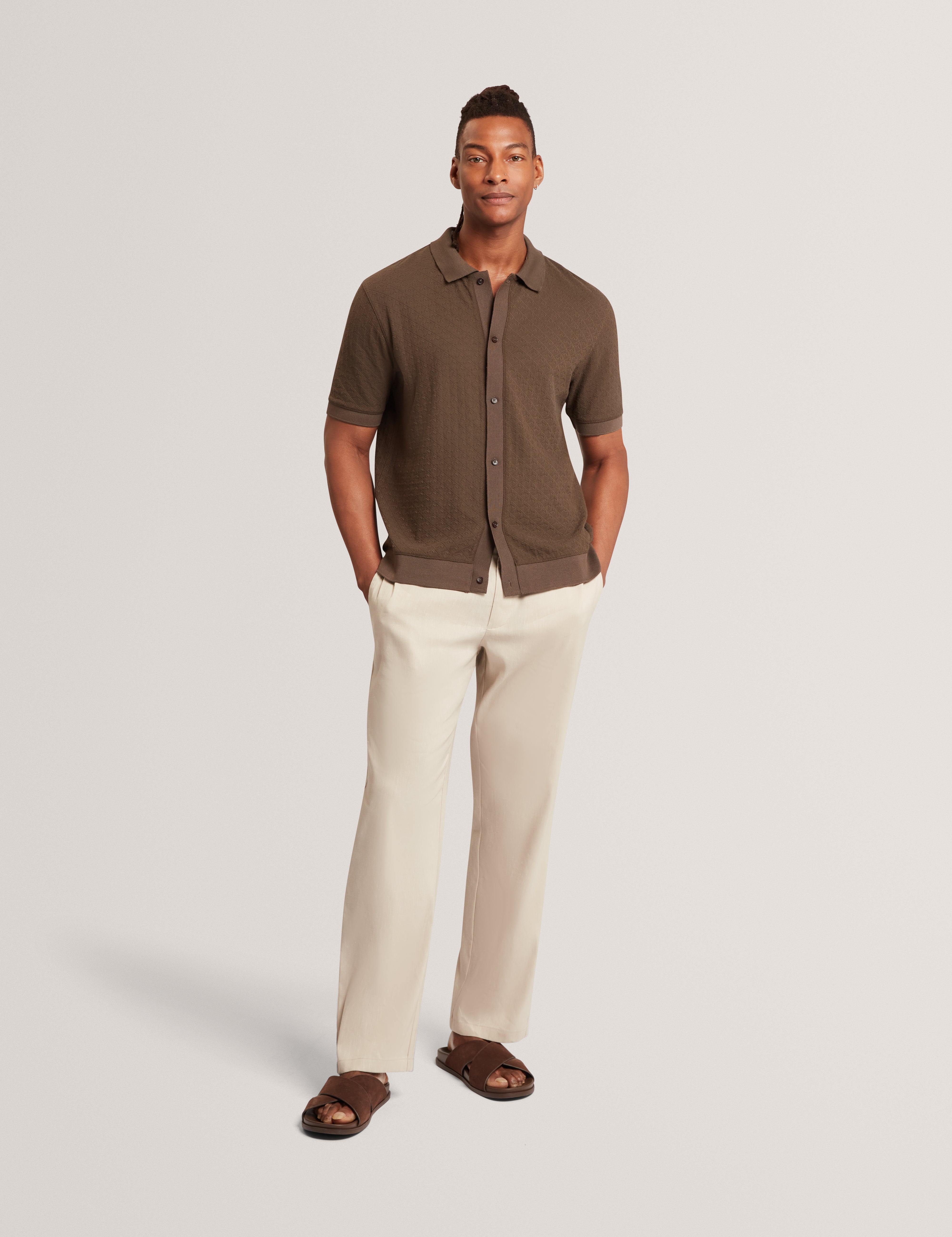 Doltten Short Sleeve Textured Button Through Polo Dk-Brown