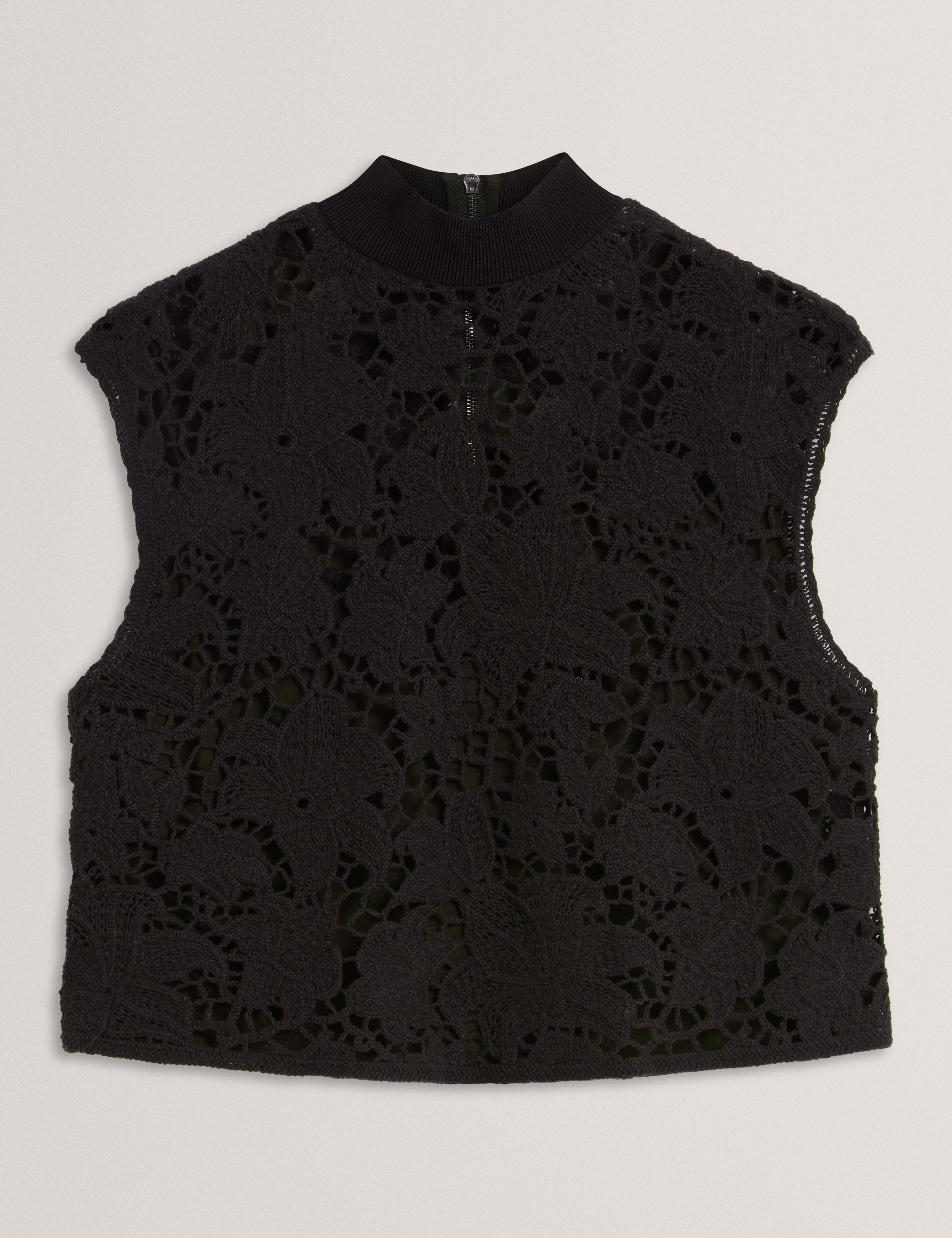 Aenabet Cropped Crochet Top Black