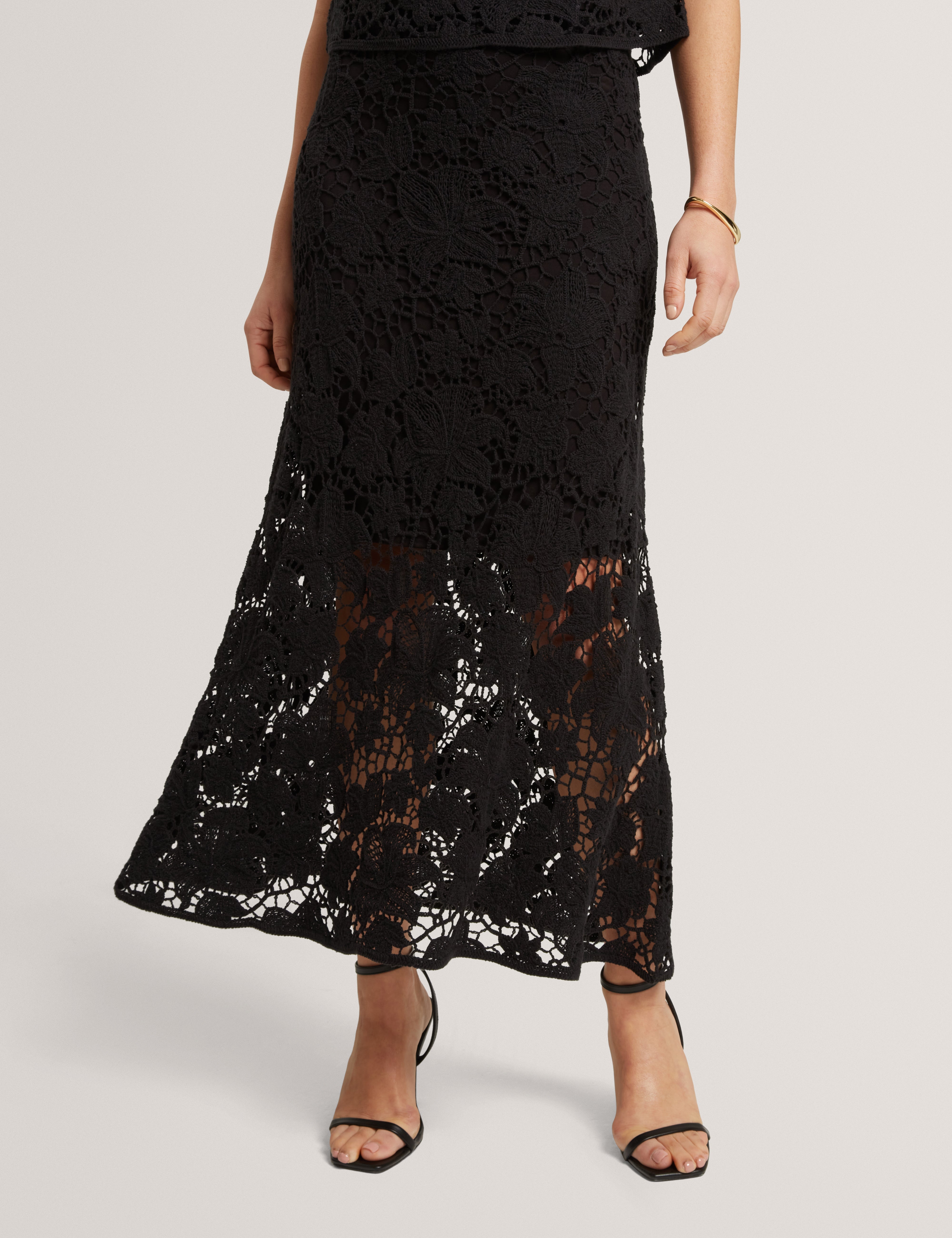 Aphria Crochet Knit Midi Flared Skirt Black
