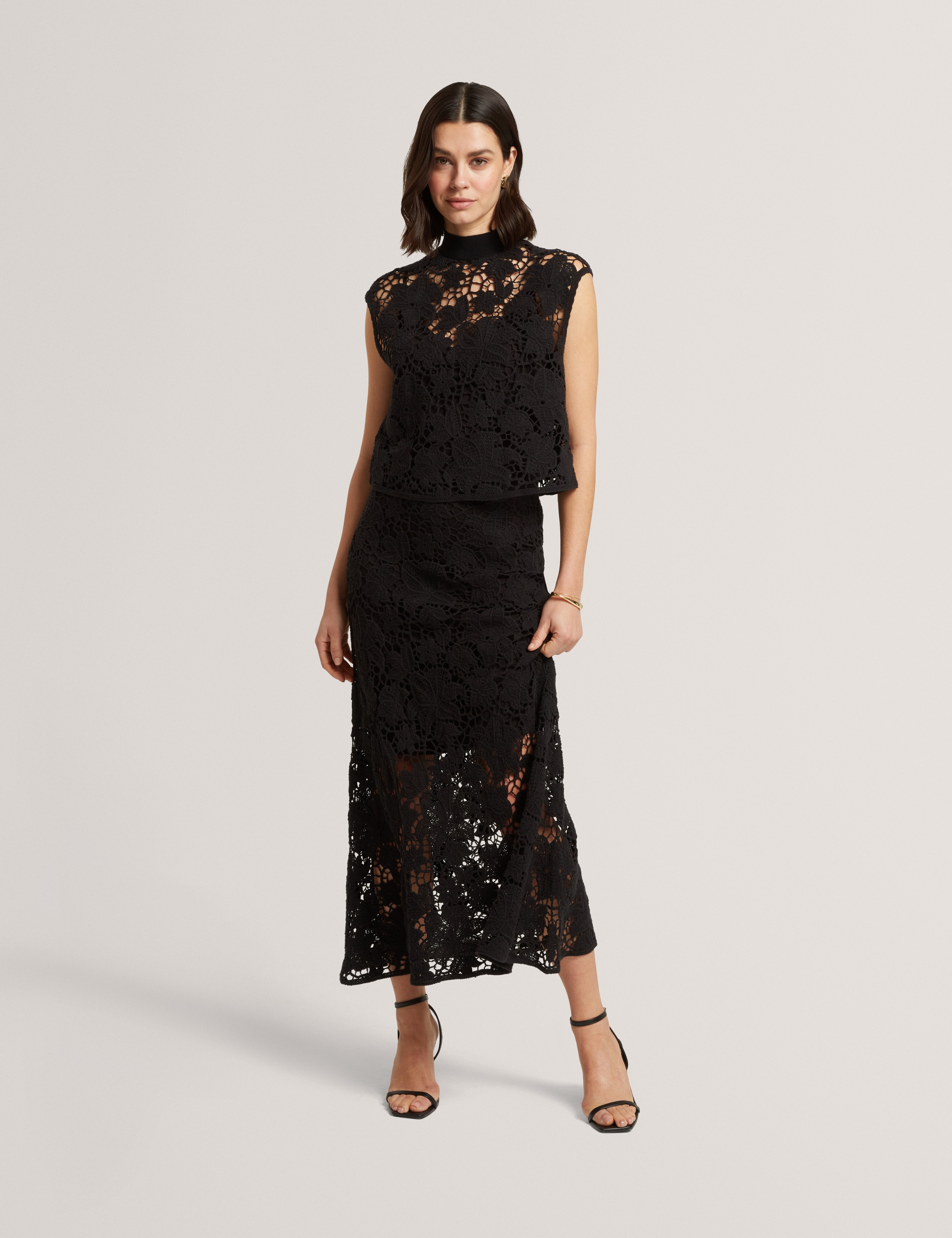 Aphria Crochet Knit Midi Flared Skirt Black