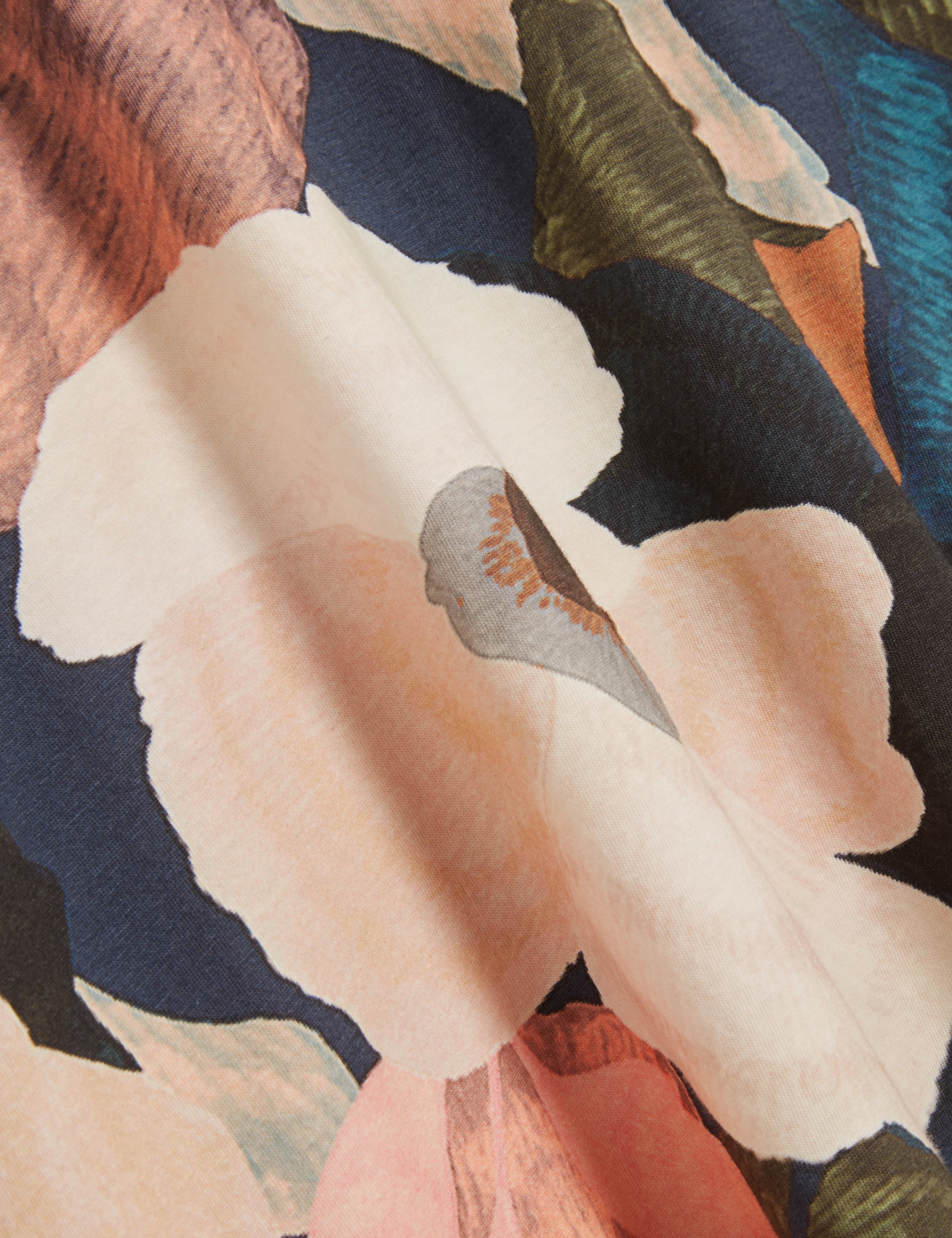Dowlle Short Sleeve Linen Blend Floral T-Shirt Multicol